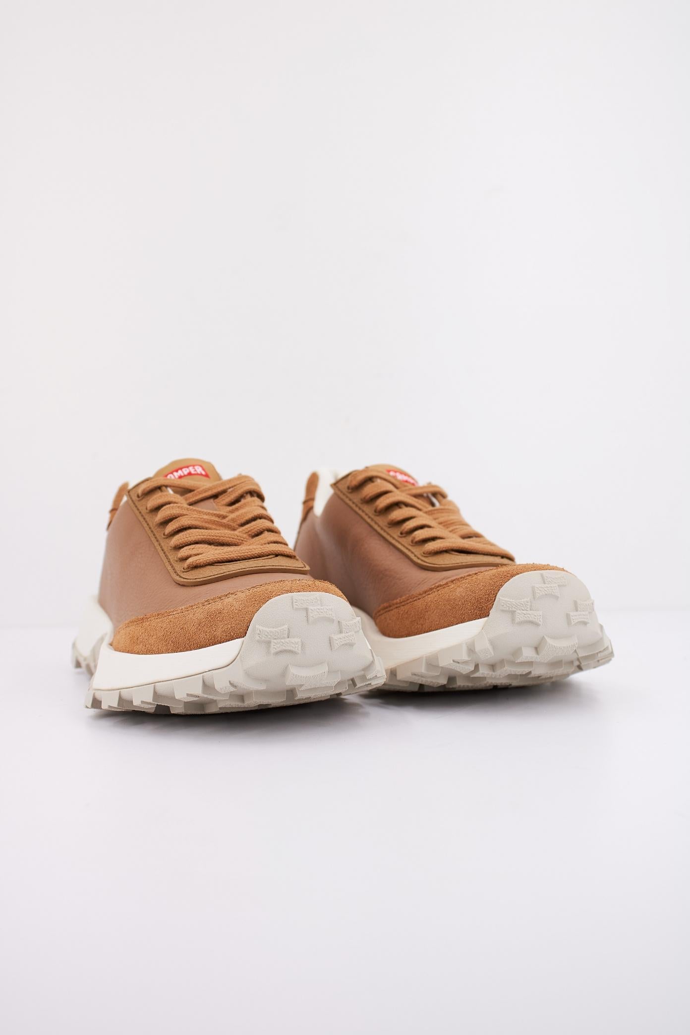 CAMPER DRIFT TRAIL en color MARRON CLARO (2)