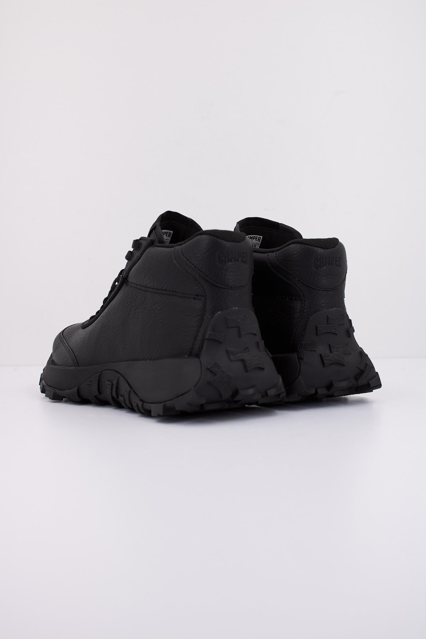 CAMPER DRIFT TRAIL en color NEGRO (4)