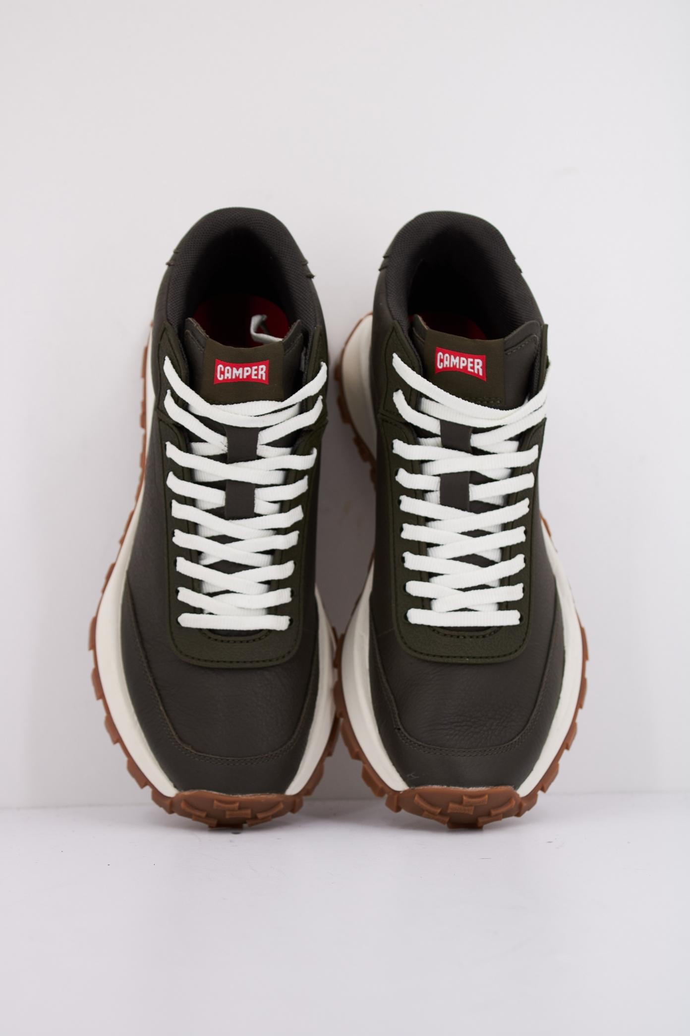 CAMPER DRIFT TRAIL en color VERDE (3)