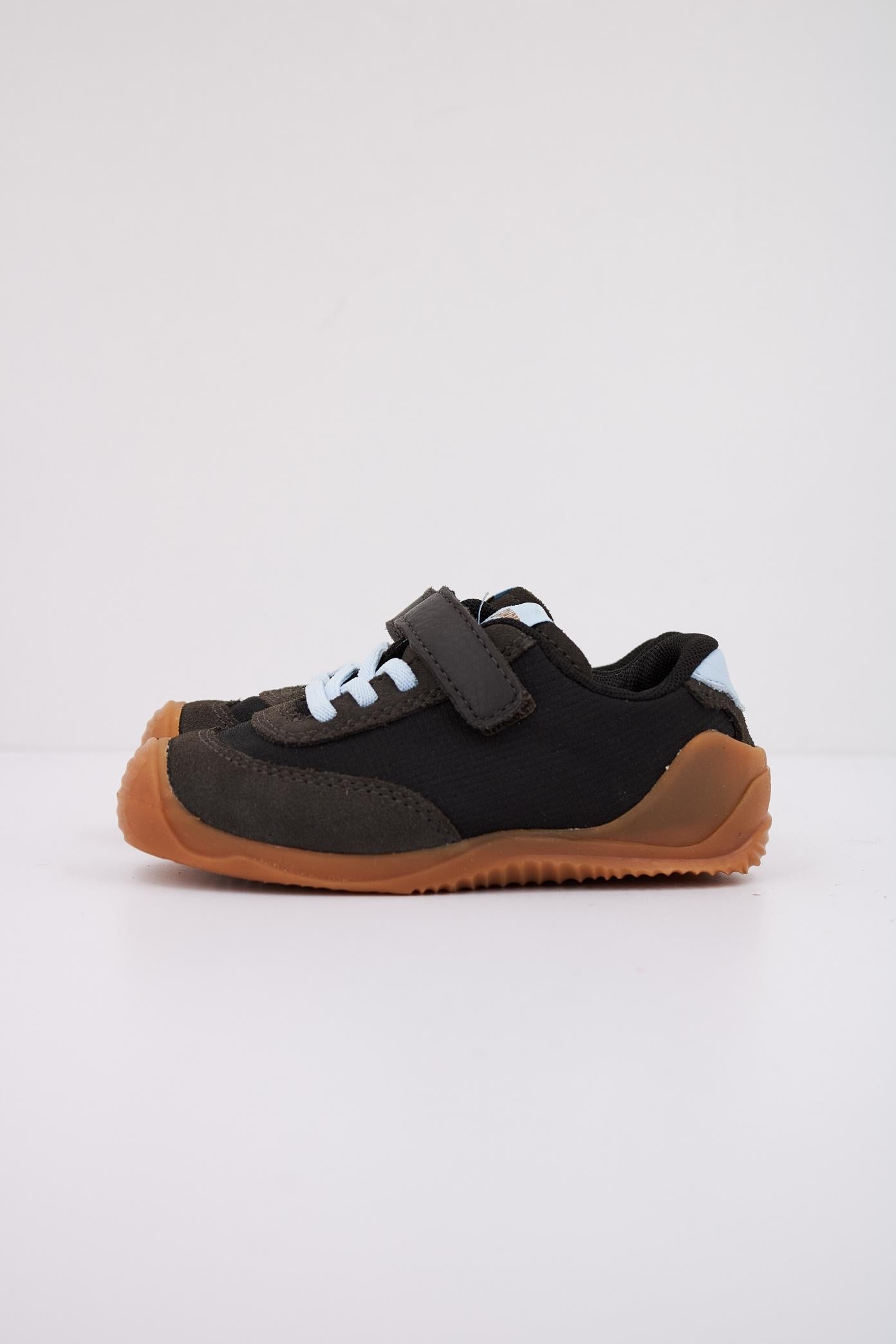 CAMPER CAMISOLE en color NEGRO (1)