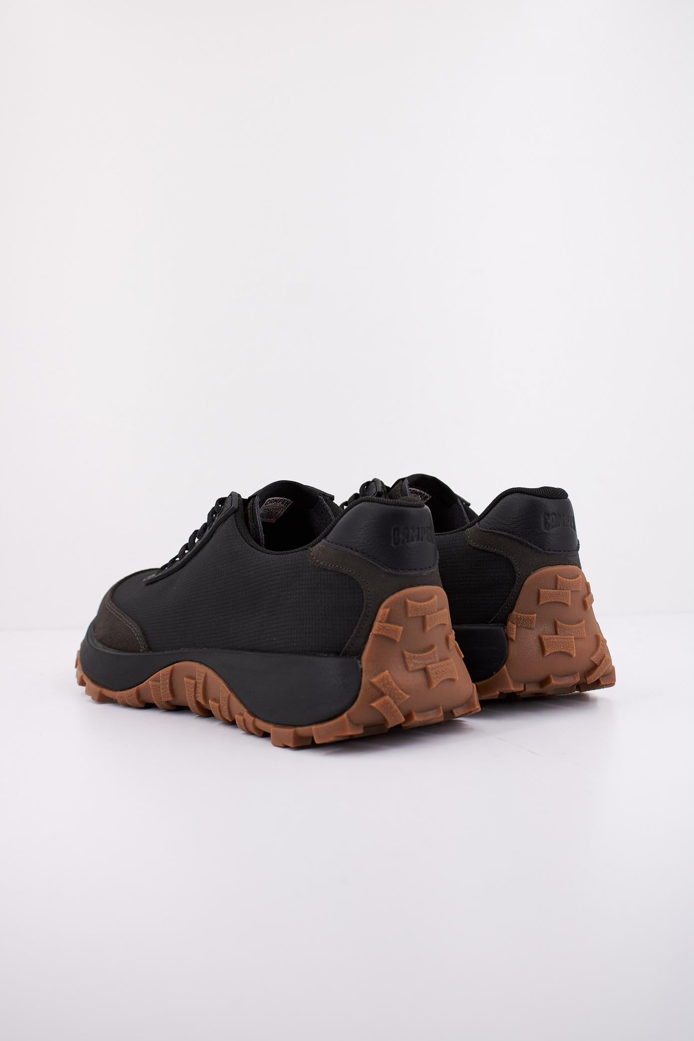 CAMPER DRIFT TRAIL en color NEGRO (4)