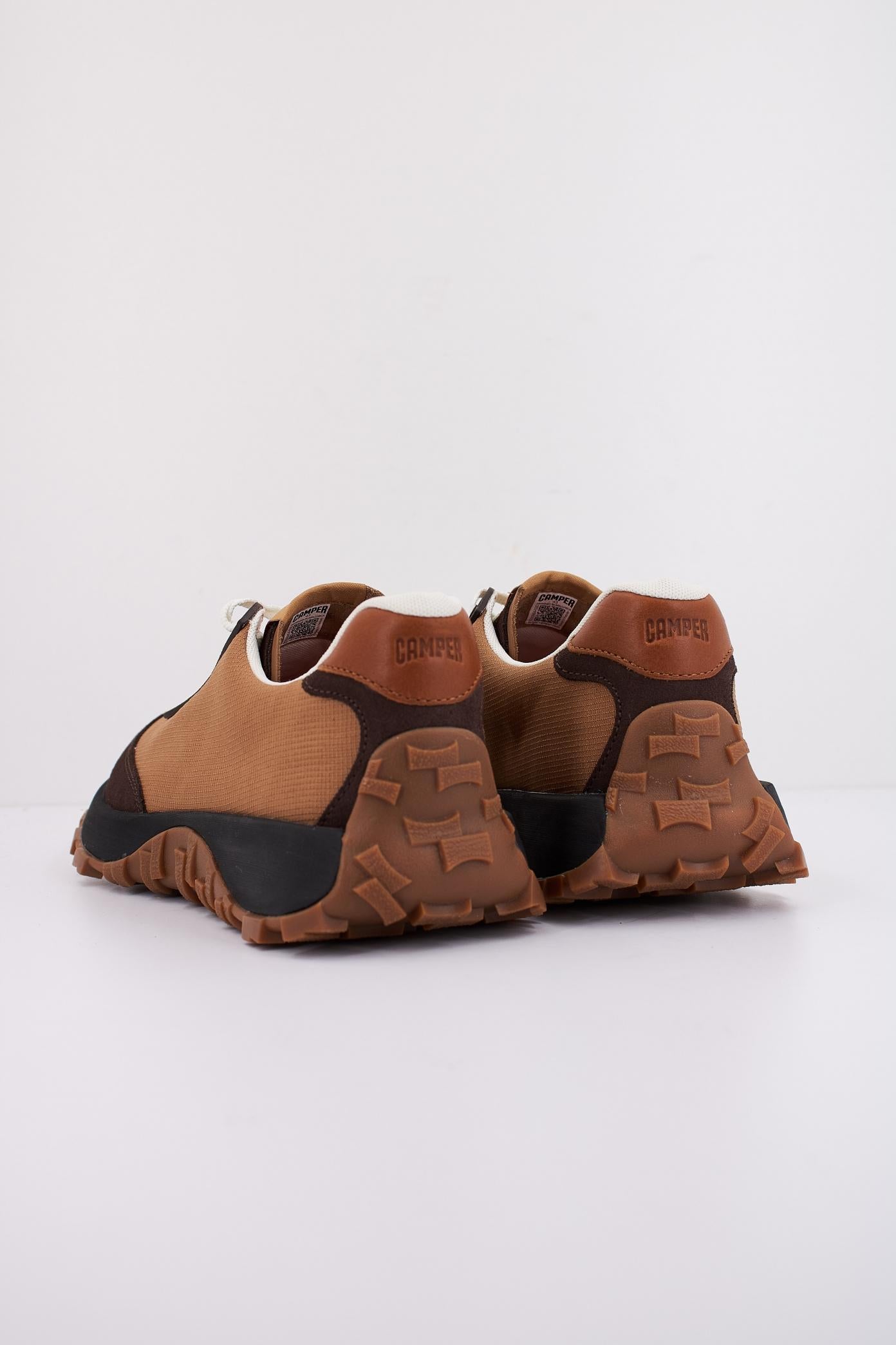CAMPER DRIFT TRAIL en color MARRON (4)