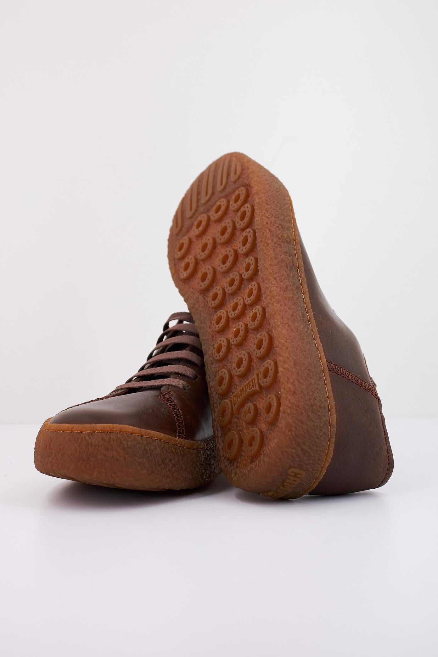 CAMPER PEU TERRENO en color MARRON (5)