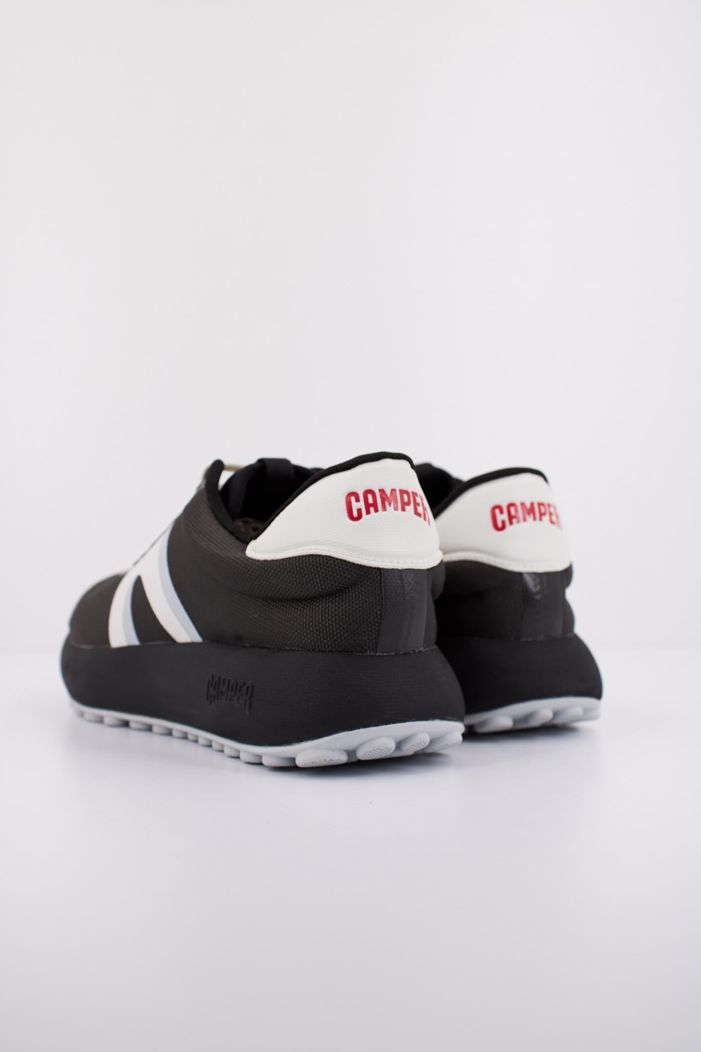 CAMPER PELOTAS ATHENS en color GRIS (4)