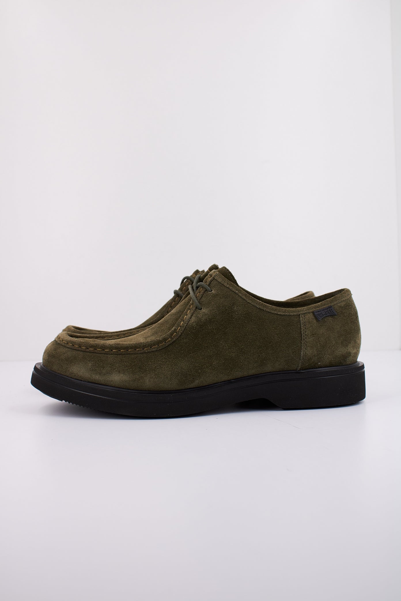 CAMPER NORMAN en color VERDE (1)