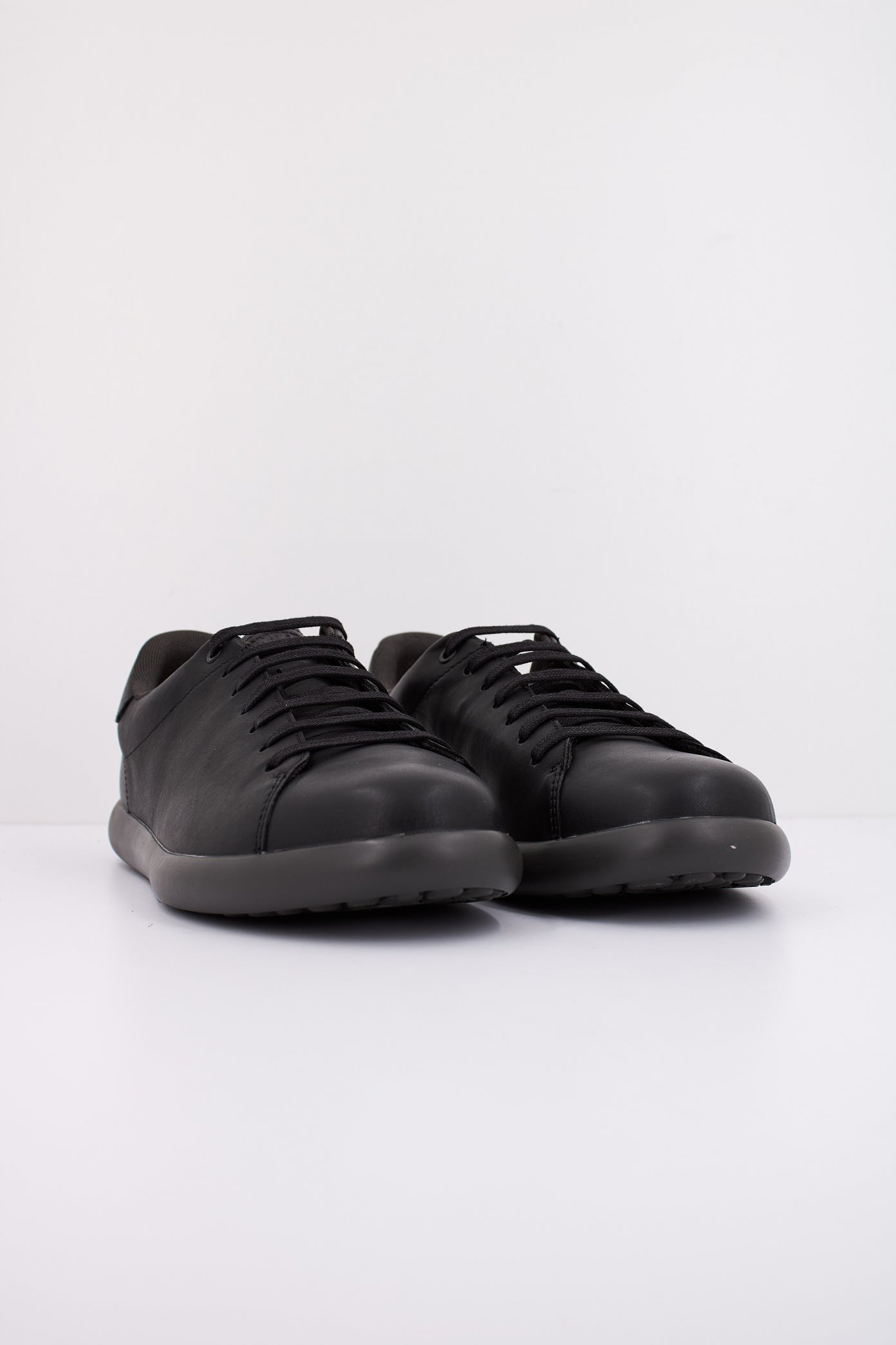 CAMPER PELOTAS SOLLER en color NEGRO (2)