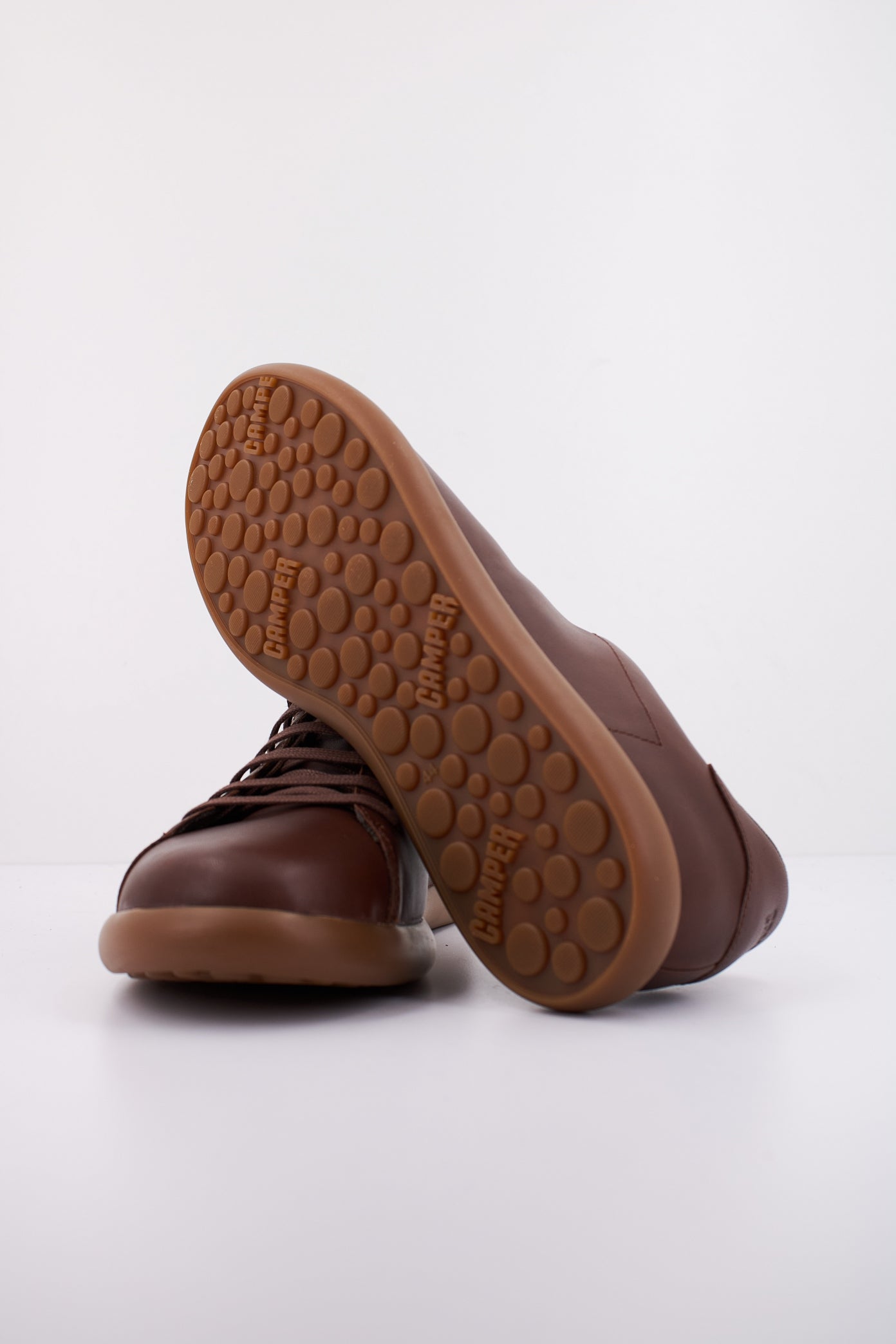 CAMPER PELLOTAS SOLLER en color MARRON (5)