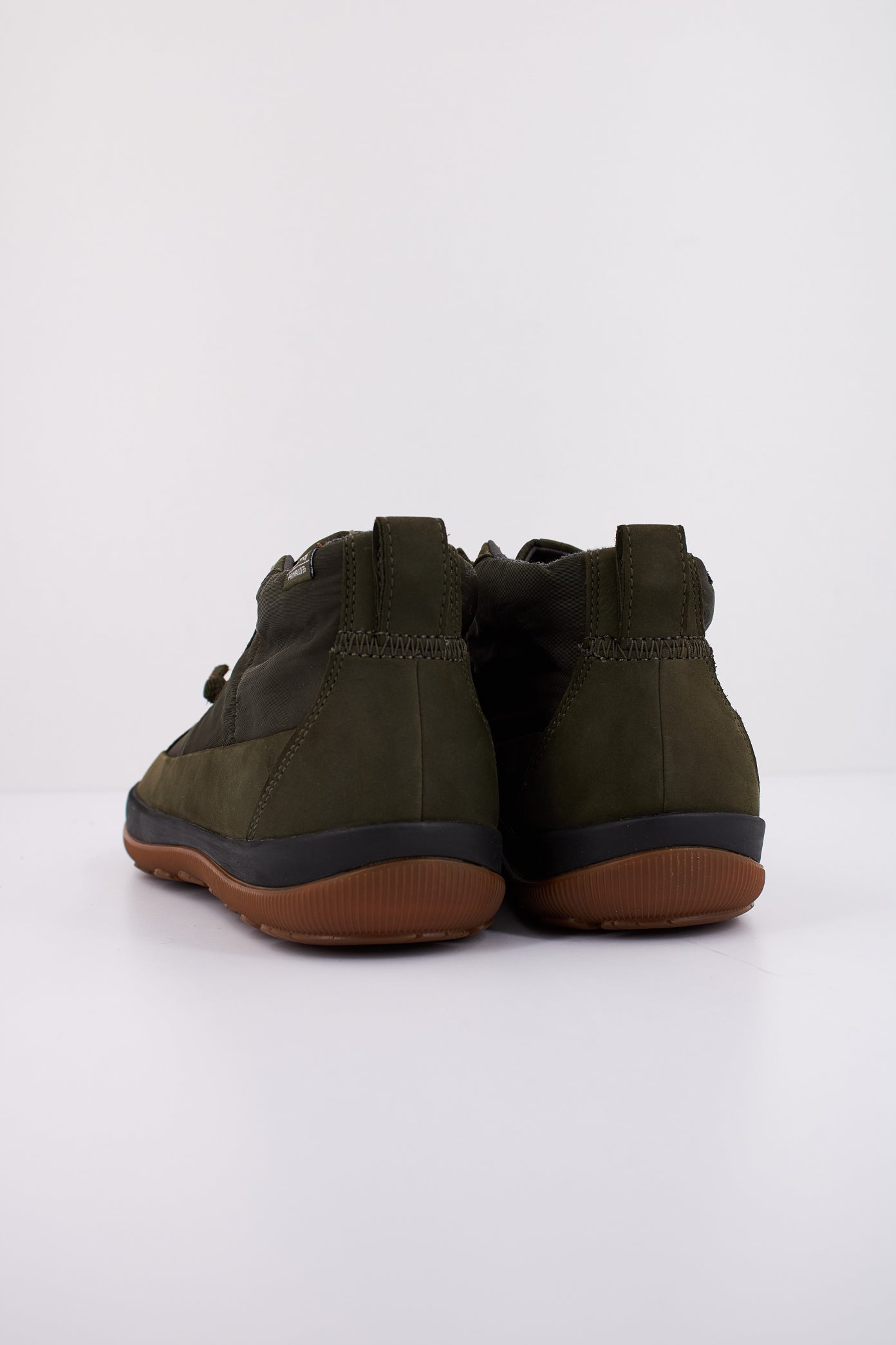 CAMPER PEU PISTA GM en color VERDE (4)
