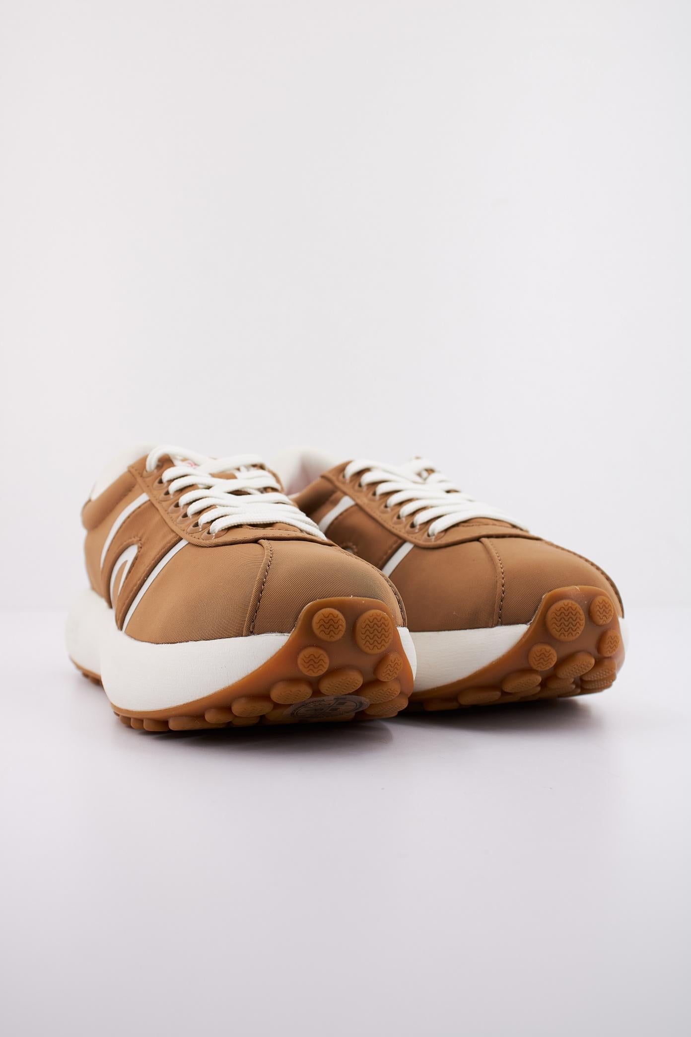 CAMPER PELOTAS ATHENS en color MARRON CLARO (2)
