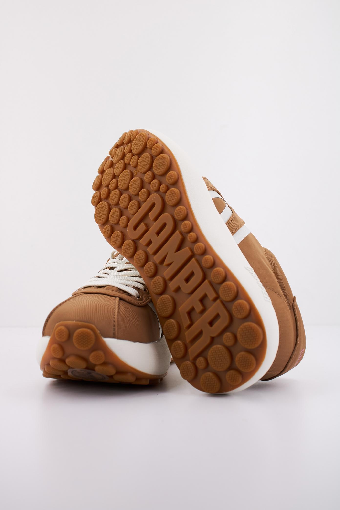 CAMPER PELOTAS ATHENS en color MARRON CLARO (5)