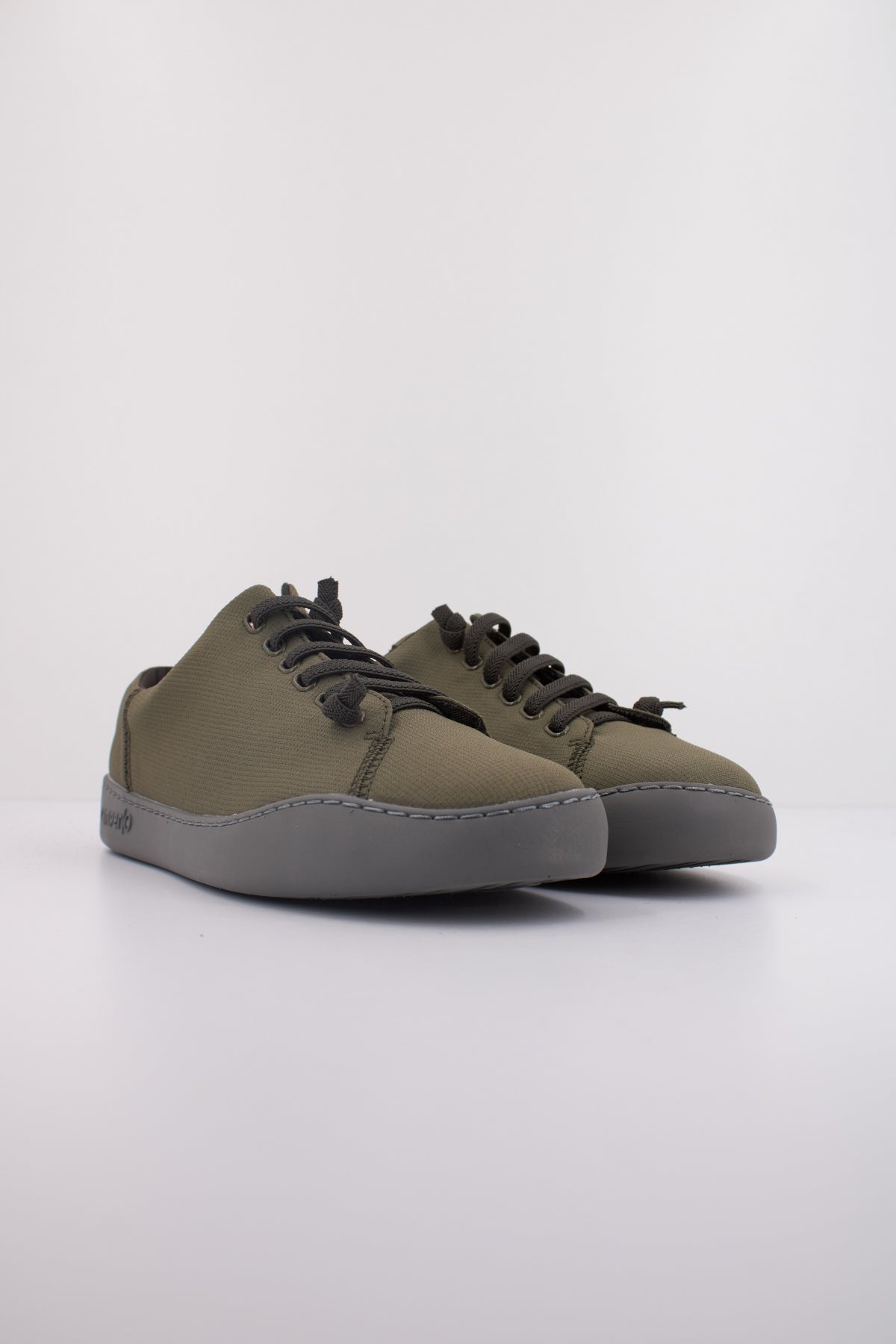 CAMPER PEU TOURING en color VERDE (2)
