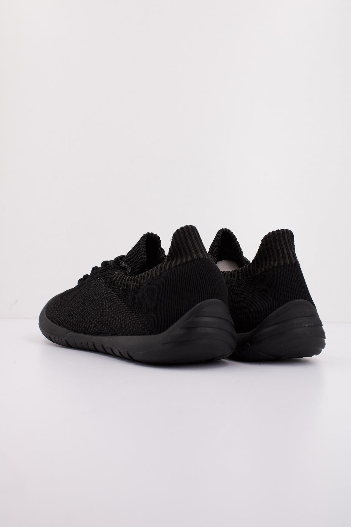 CAMPER PEU PATH en color NEGRO (4)