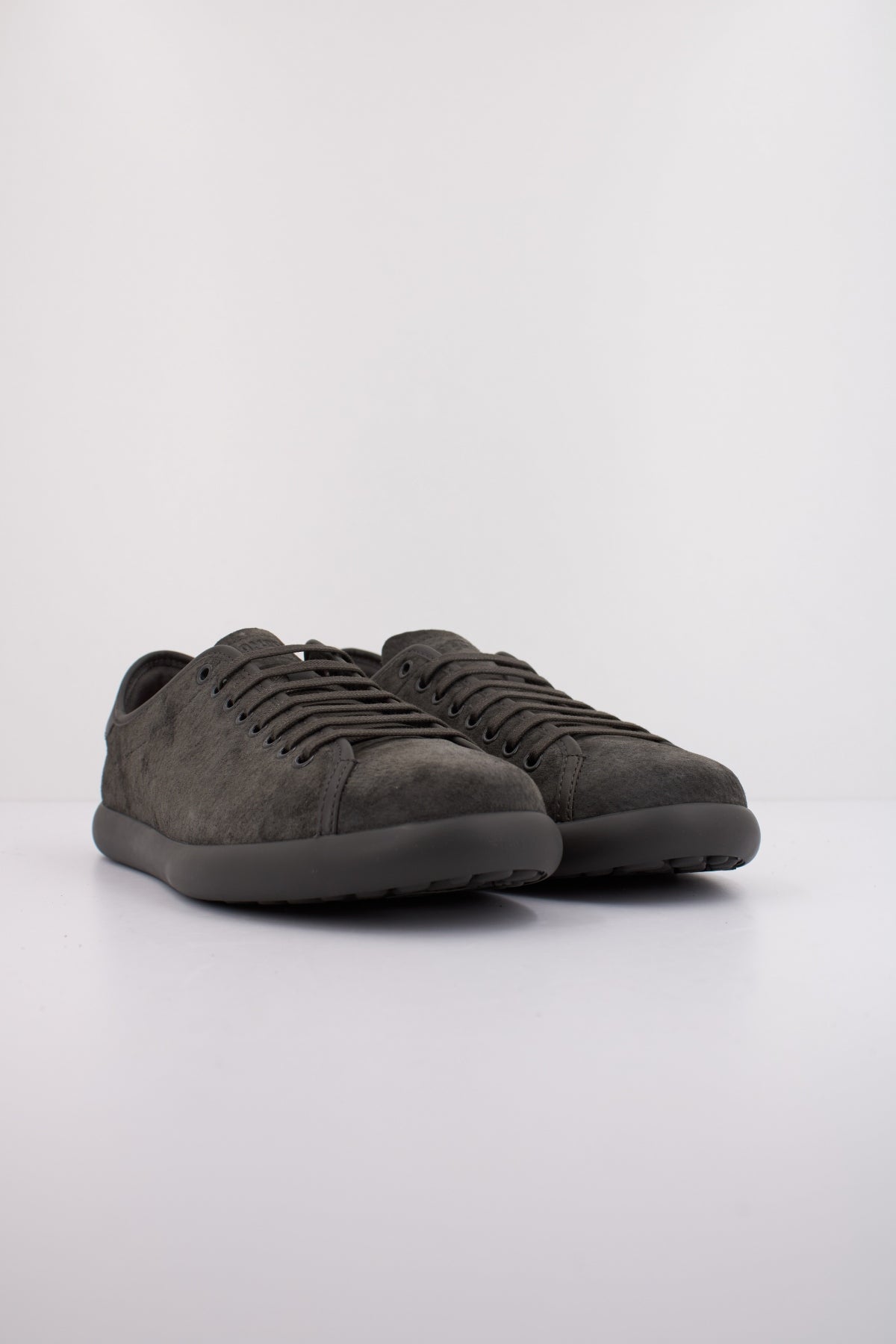 CAMPER PELOTAS SOLLER en color GRIS (2)