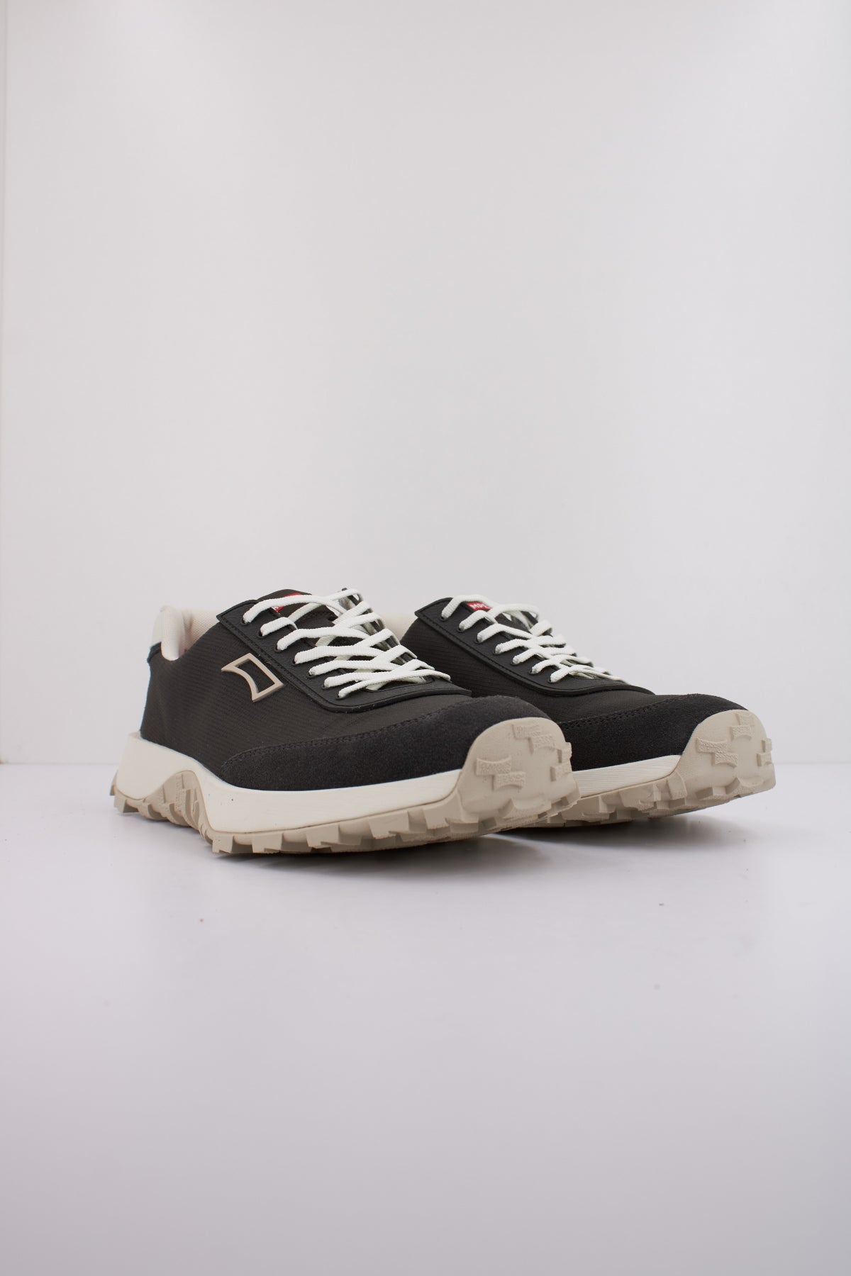 CAMPER DRIFT TRAIL en color GRIS (2)
