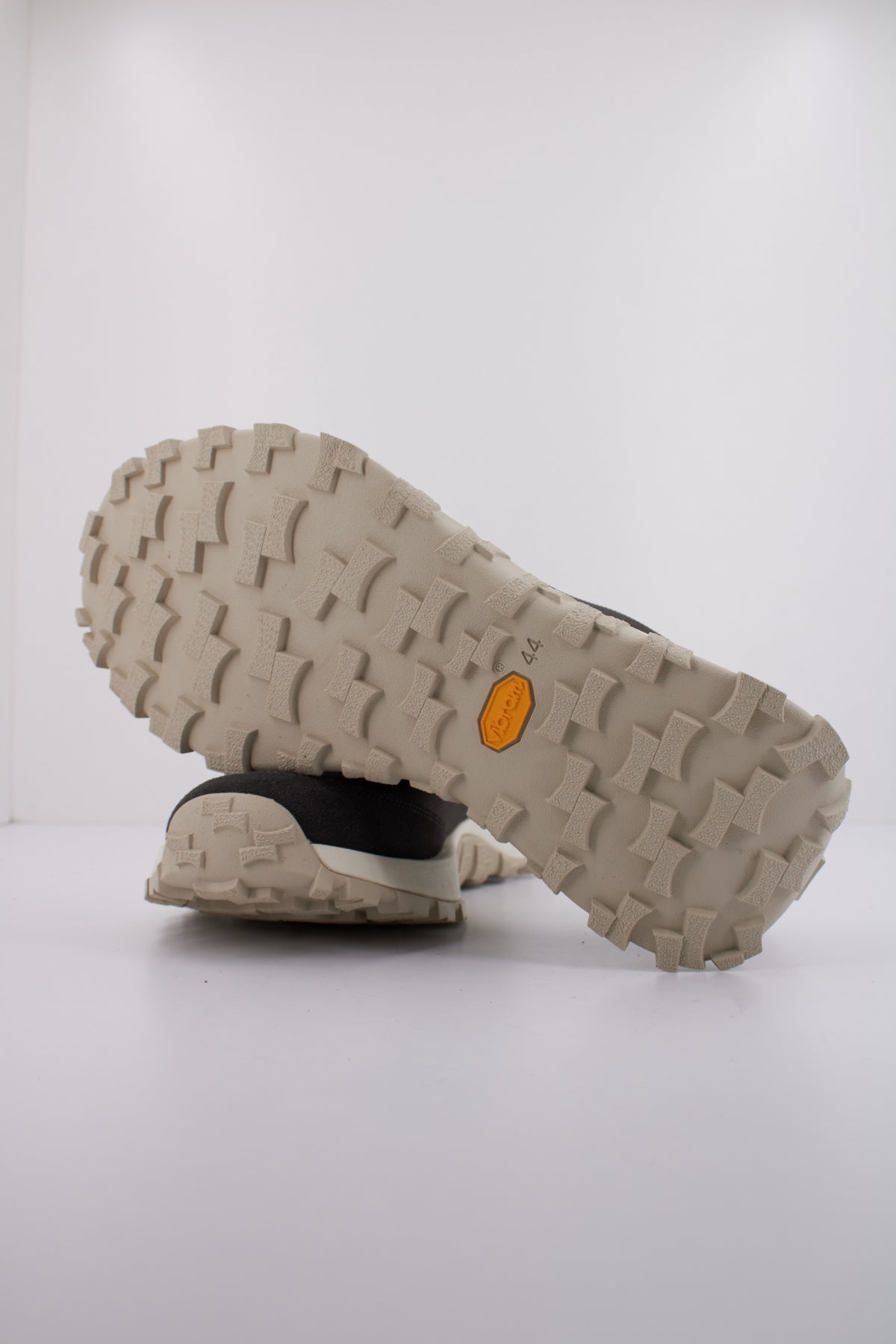CAMPER DRIFT TRAIL en color GRIS (5)