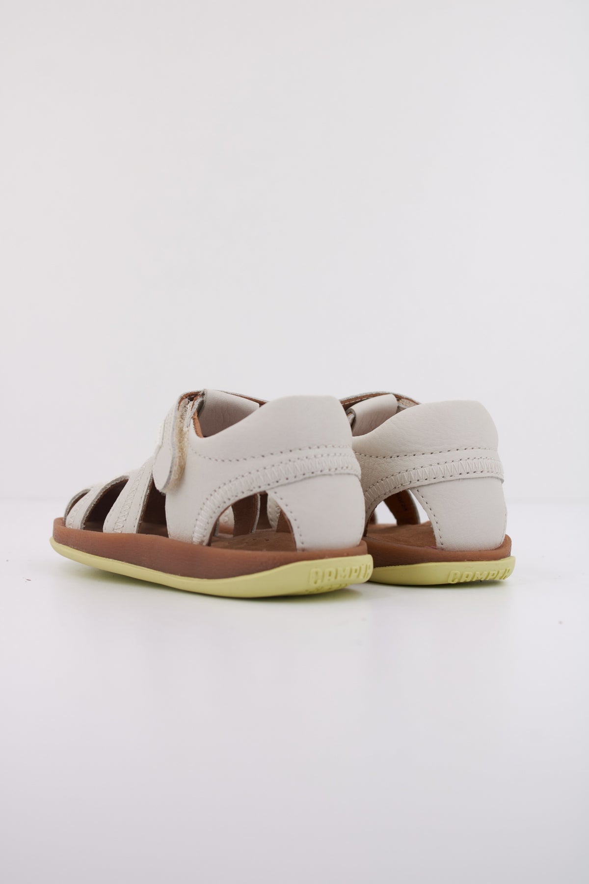 CAMPER BICHO FW en color BLANCO (4)