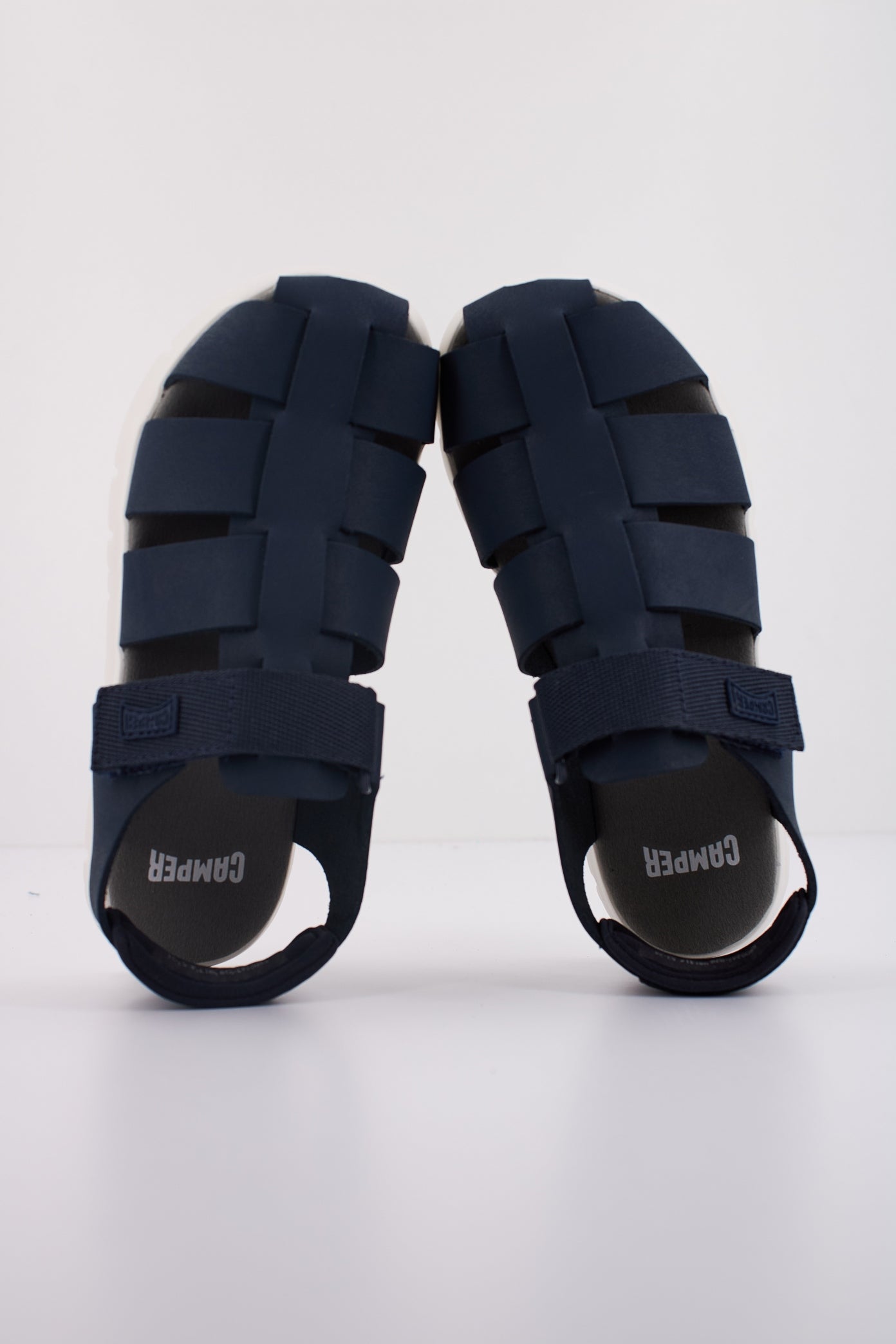 CAMPER ORUGA SANDAL en color AZUL (3)