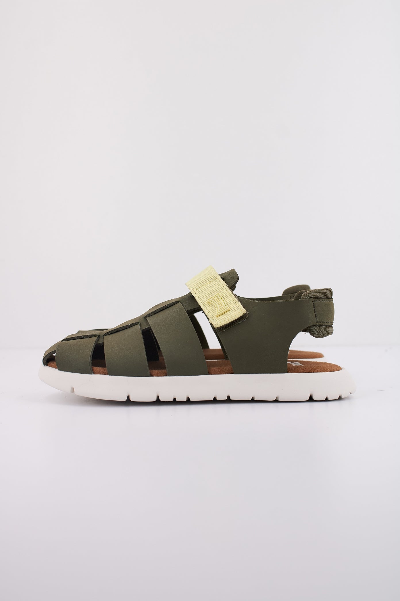 CAMPER ORUGA SANDAL KIDS en color VERDE (1)