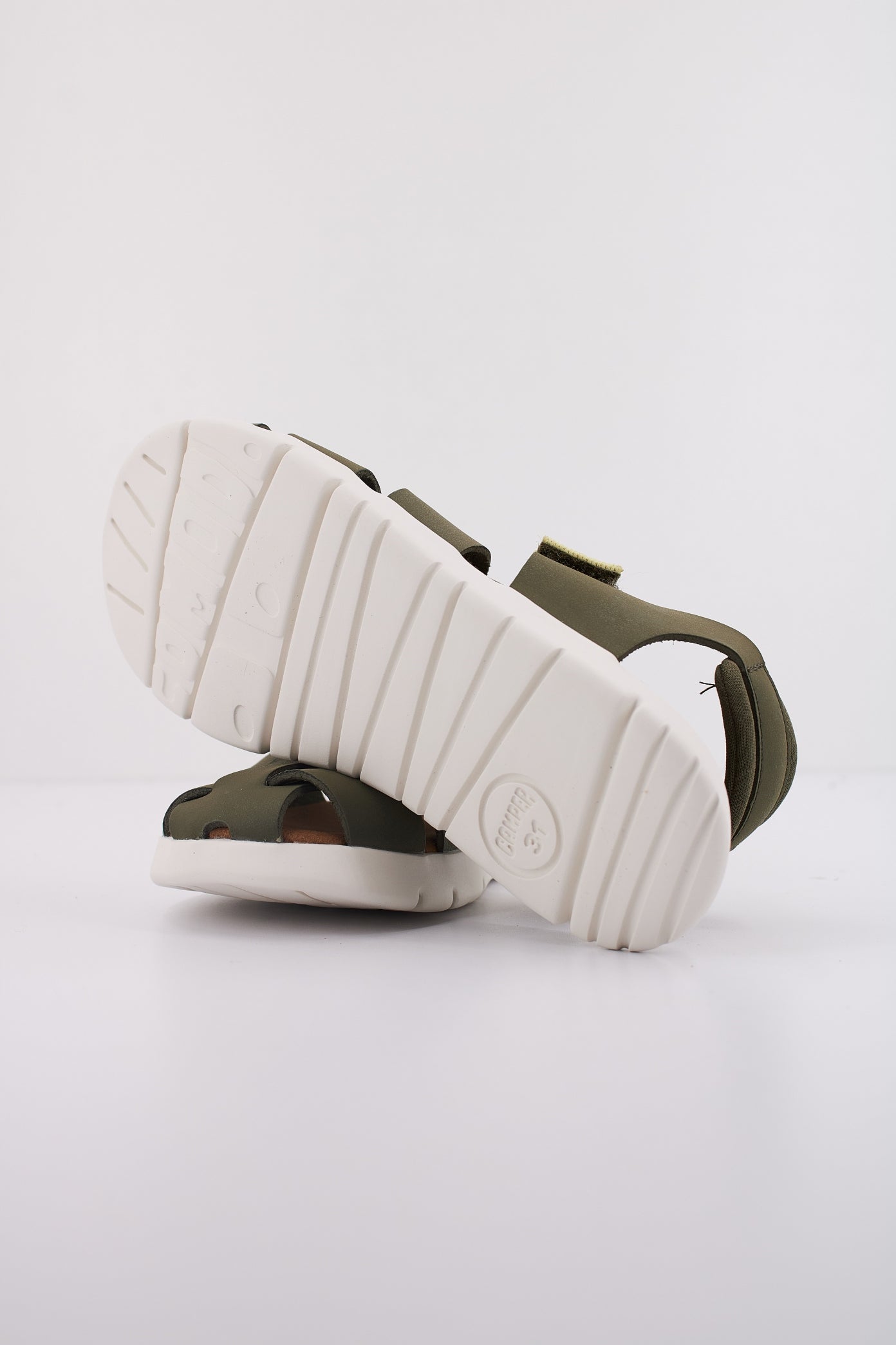 CAMPER ORUGA SANDAL KIDS en color VERDE (5)