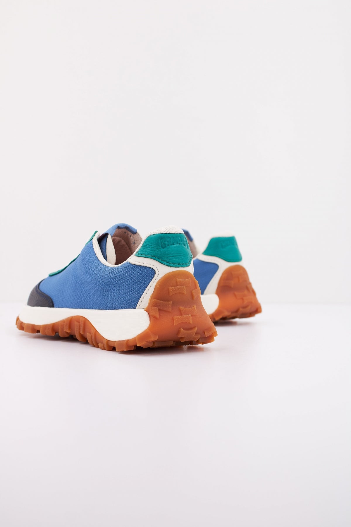 CAMPER DRIFT TRAIL KIDS en color AZUL (4)