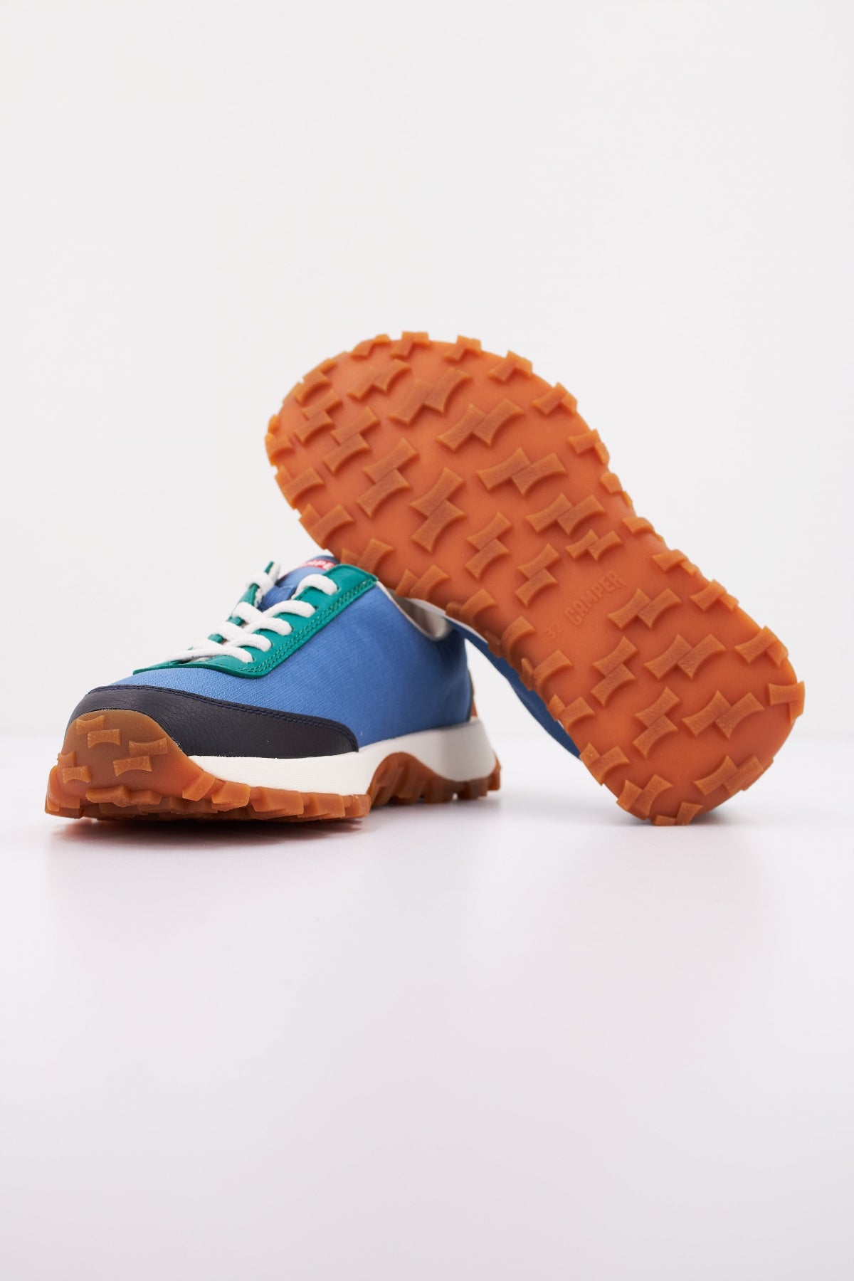 CAMPER DRIFT TRAIL KIDS en color AZUL (5)
