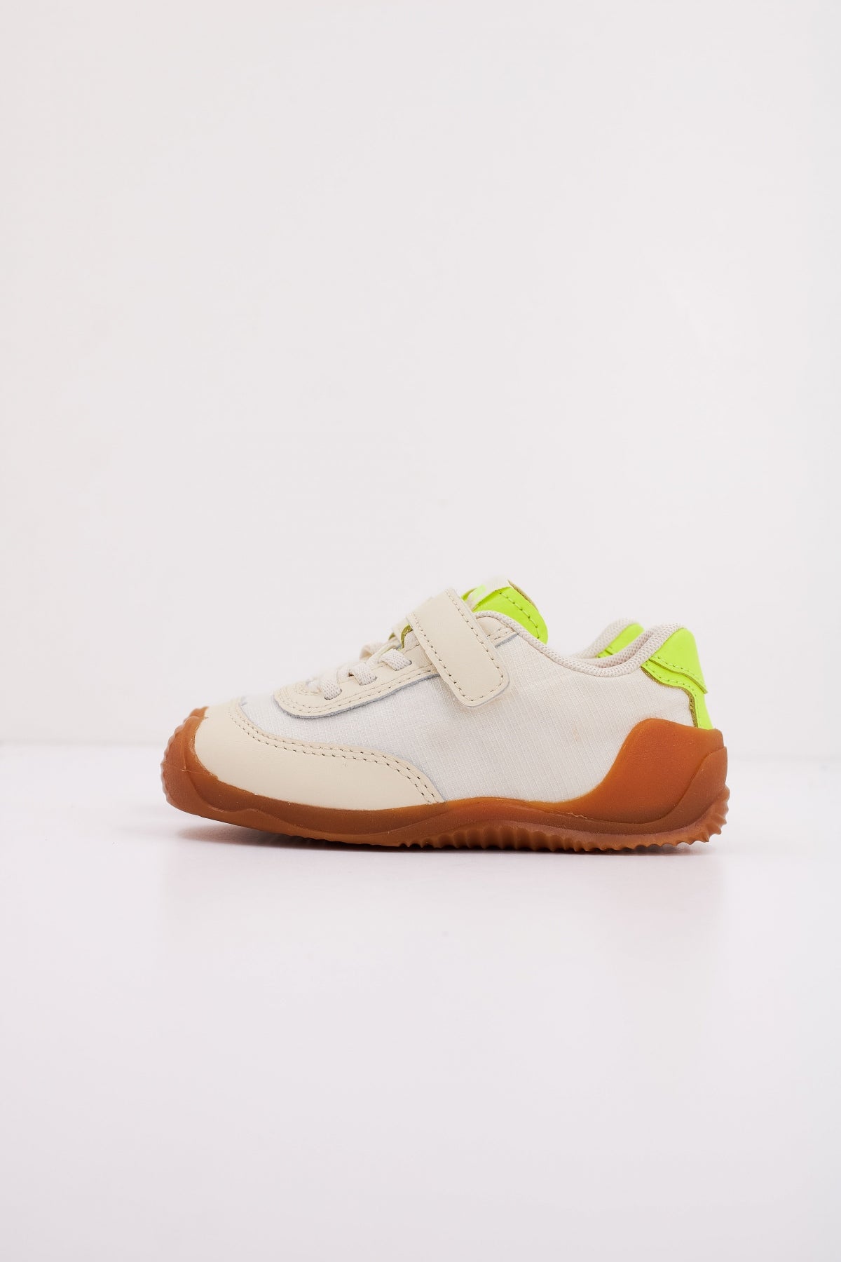 CAMPER DADDA FW en color BLANCO (1)