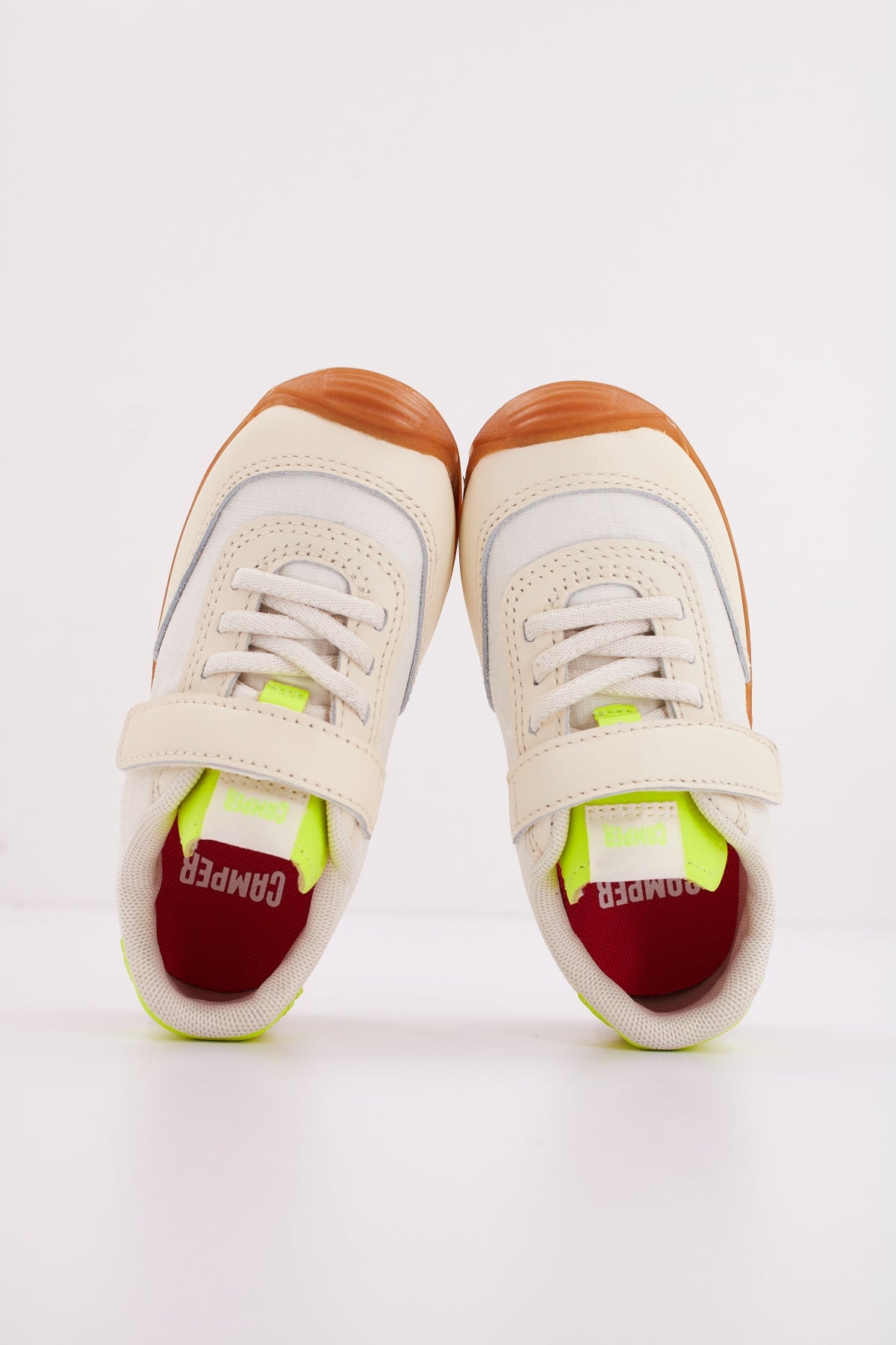CAMPER DADDA FW en color BLANCO (3)