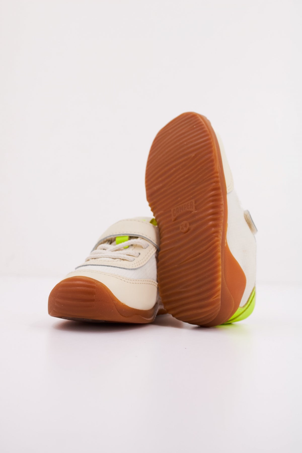 CAMPER DADDA FW en color BLANCO (5)