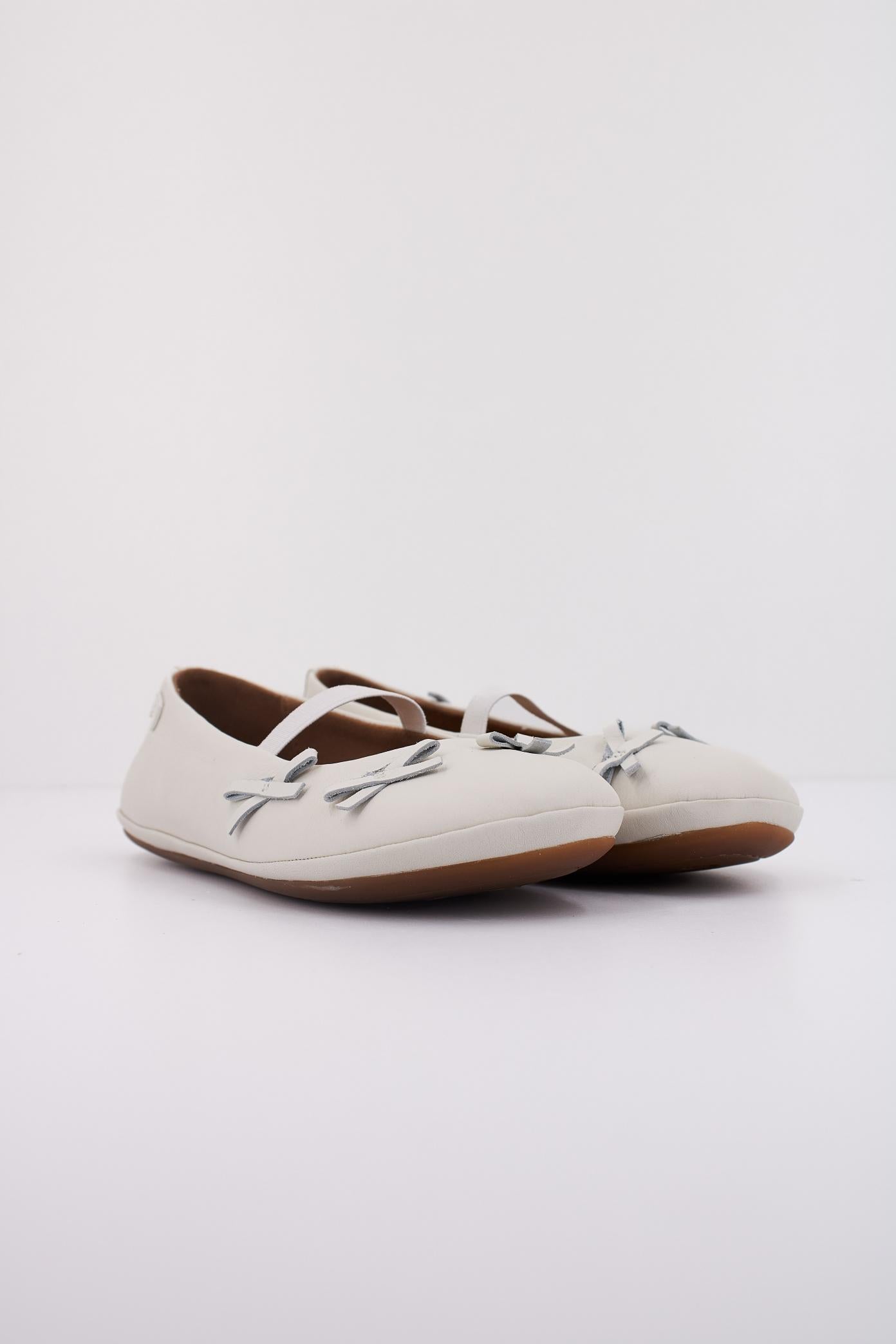 CAMPER K en color BLANCO (2)