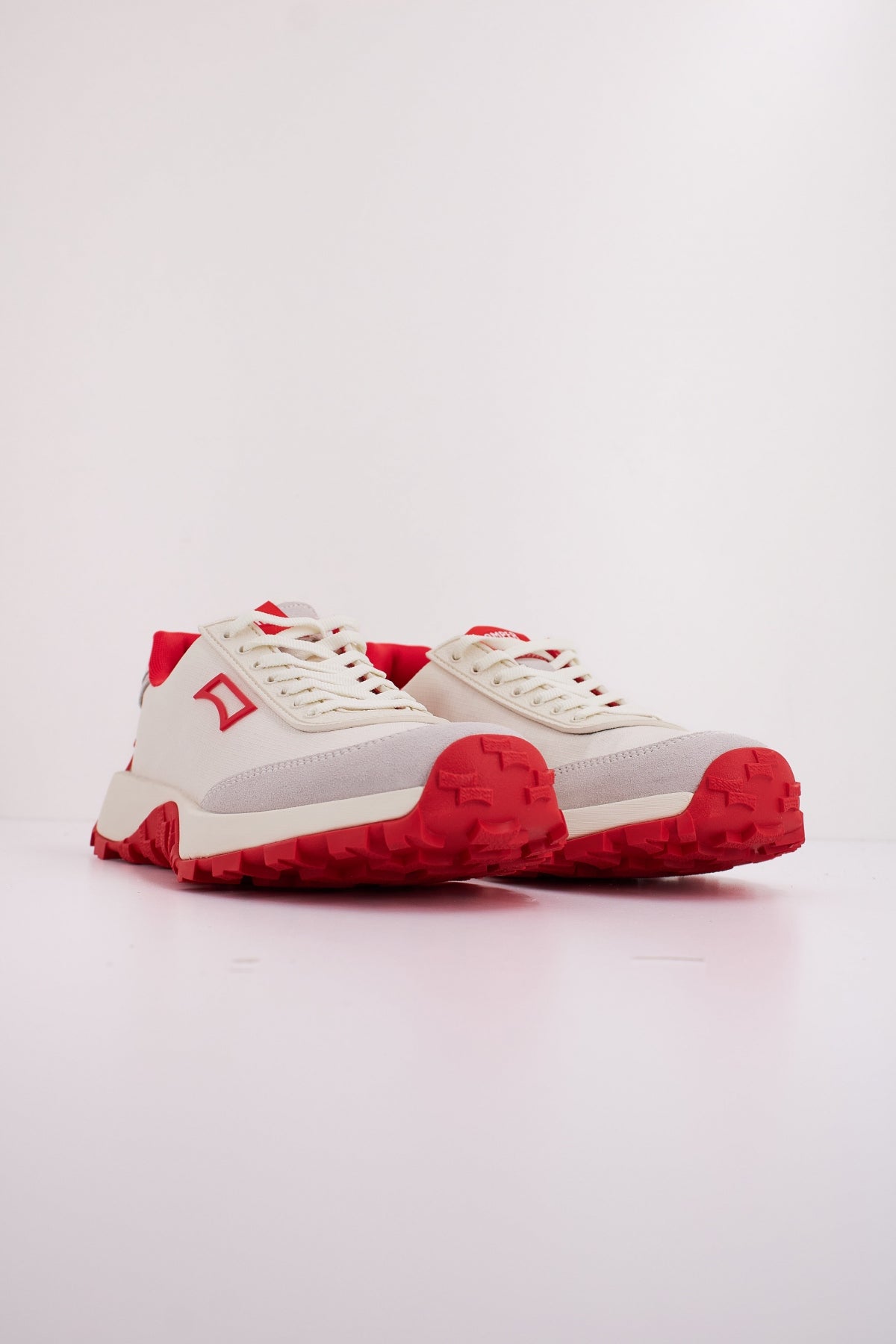 CAMPER DRIFT TRAIL en color BLANCO (2)