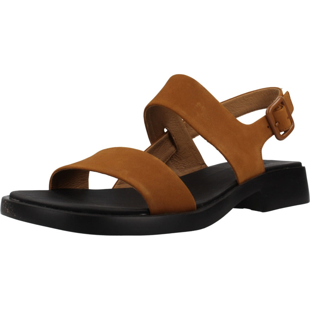 CAMPER DANA en color MARRON (1)