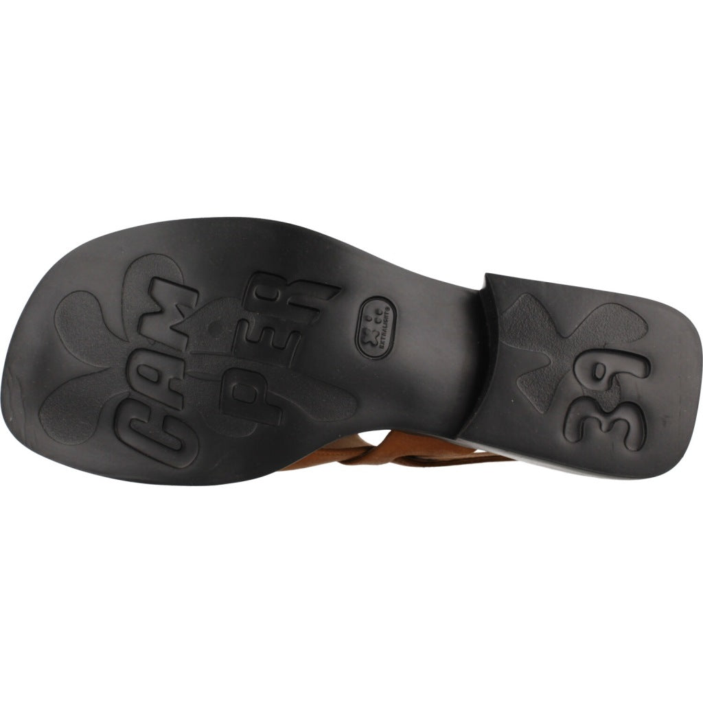 CAMPER DANA en color MARRON (6)