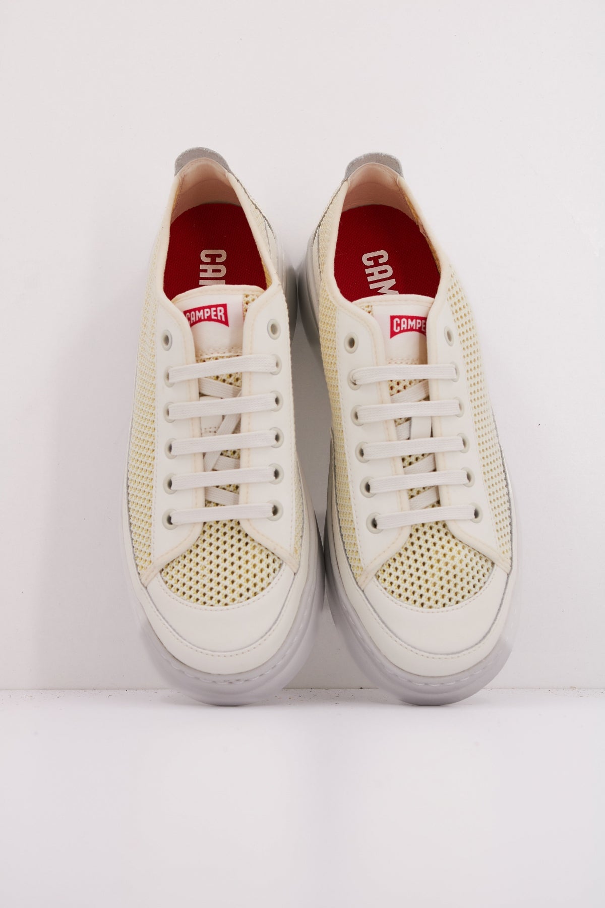 CAMPER K- en color BLANCO (3)