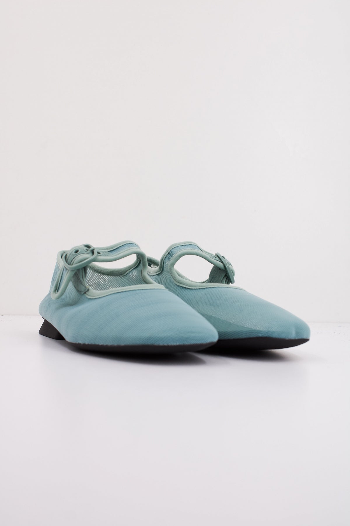 CAMPER CASI MYRA en color VERDE (2)