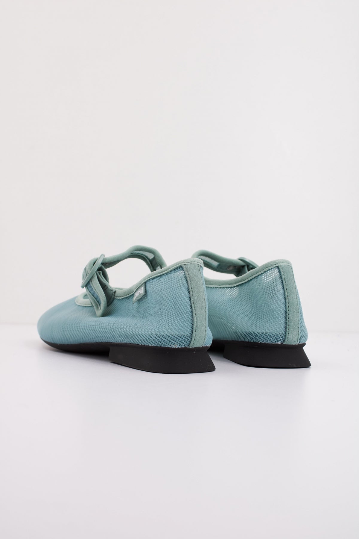 CAMPER CASI MYRA en color VERDE (4)