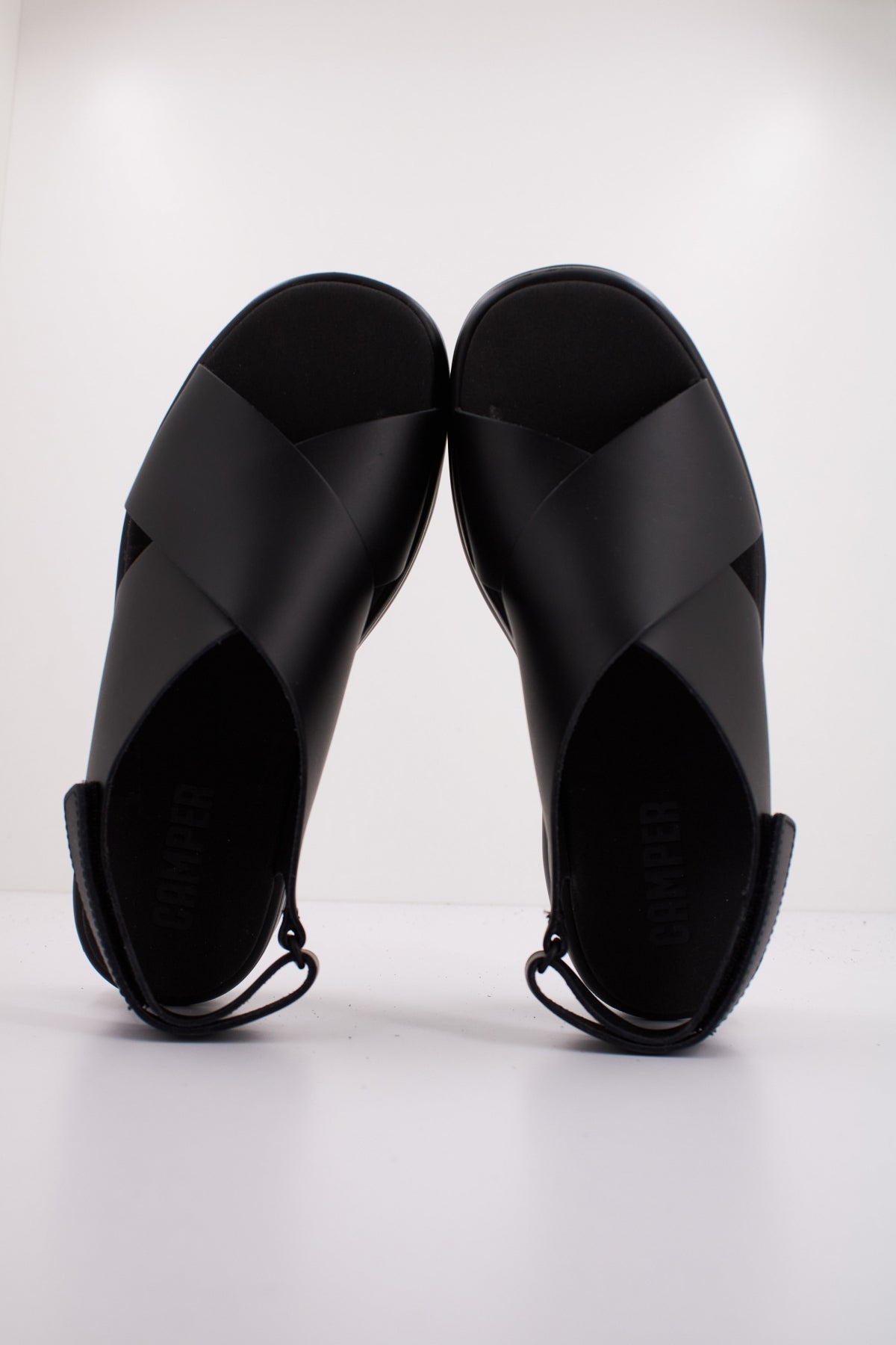 CAMPER K- en color NEGRO (3)