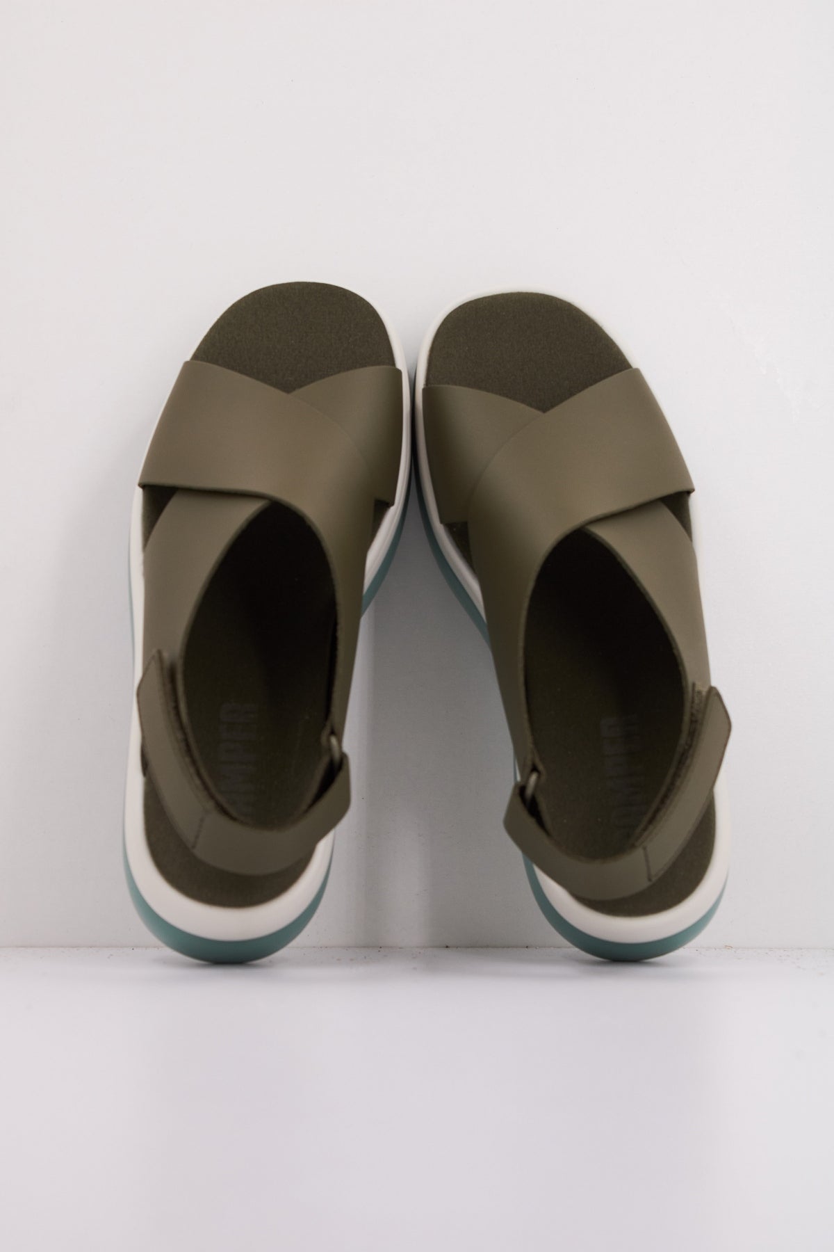 CAMPER K- en color VERDE (3)