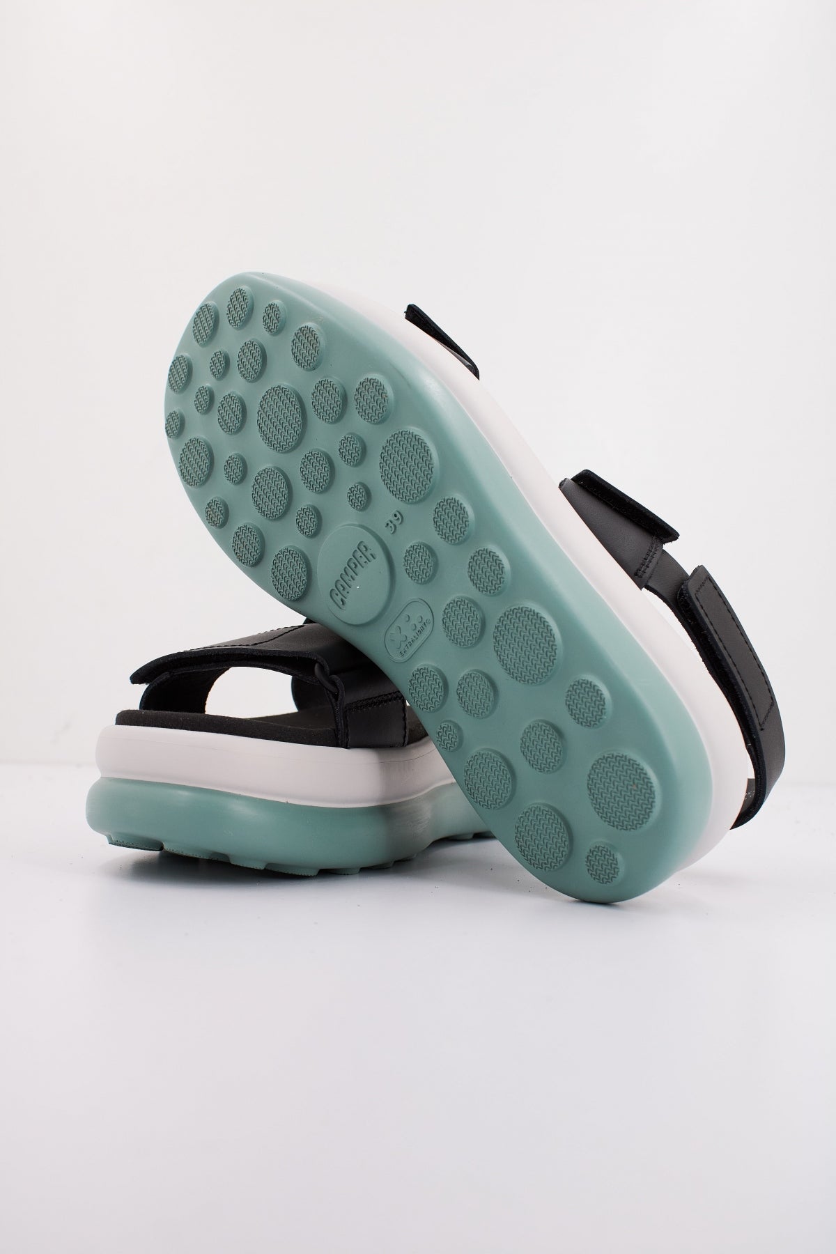 CAMPER K- en color NEGRO (5)