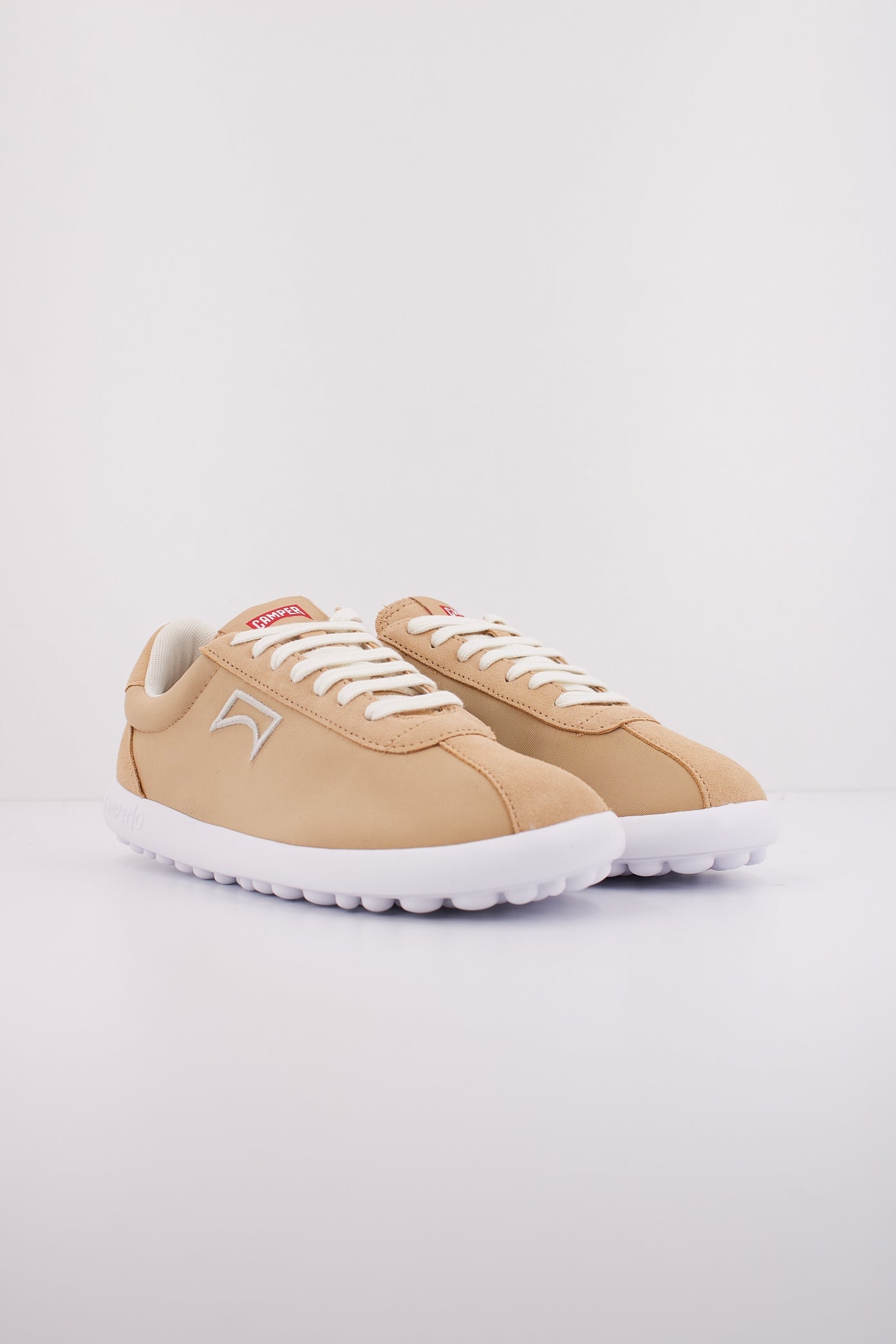 CAMPER PELOTAS XLF en color BEIS (2)