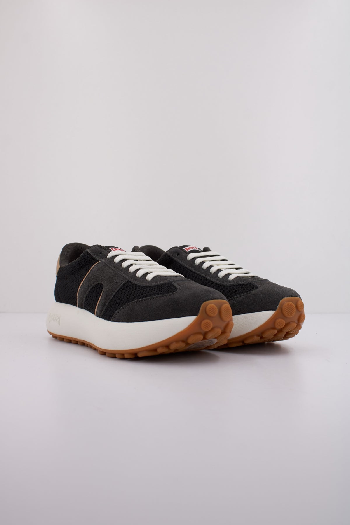CAMPER PELOTAS ATHENS en color NEGRO (2)