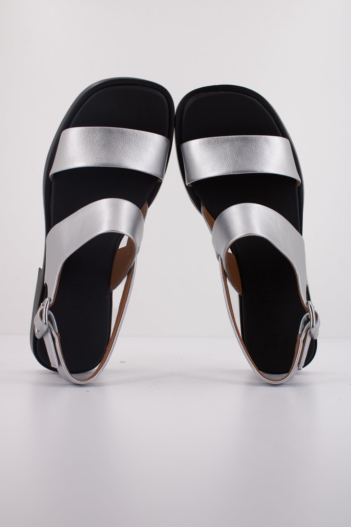 CAMPER DANA en color GRIS (3)