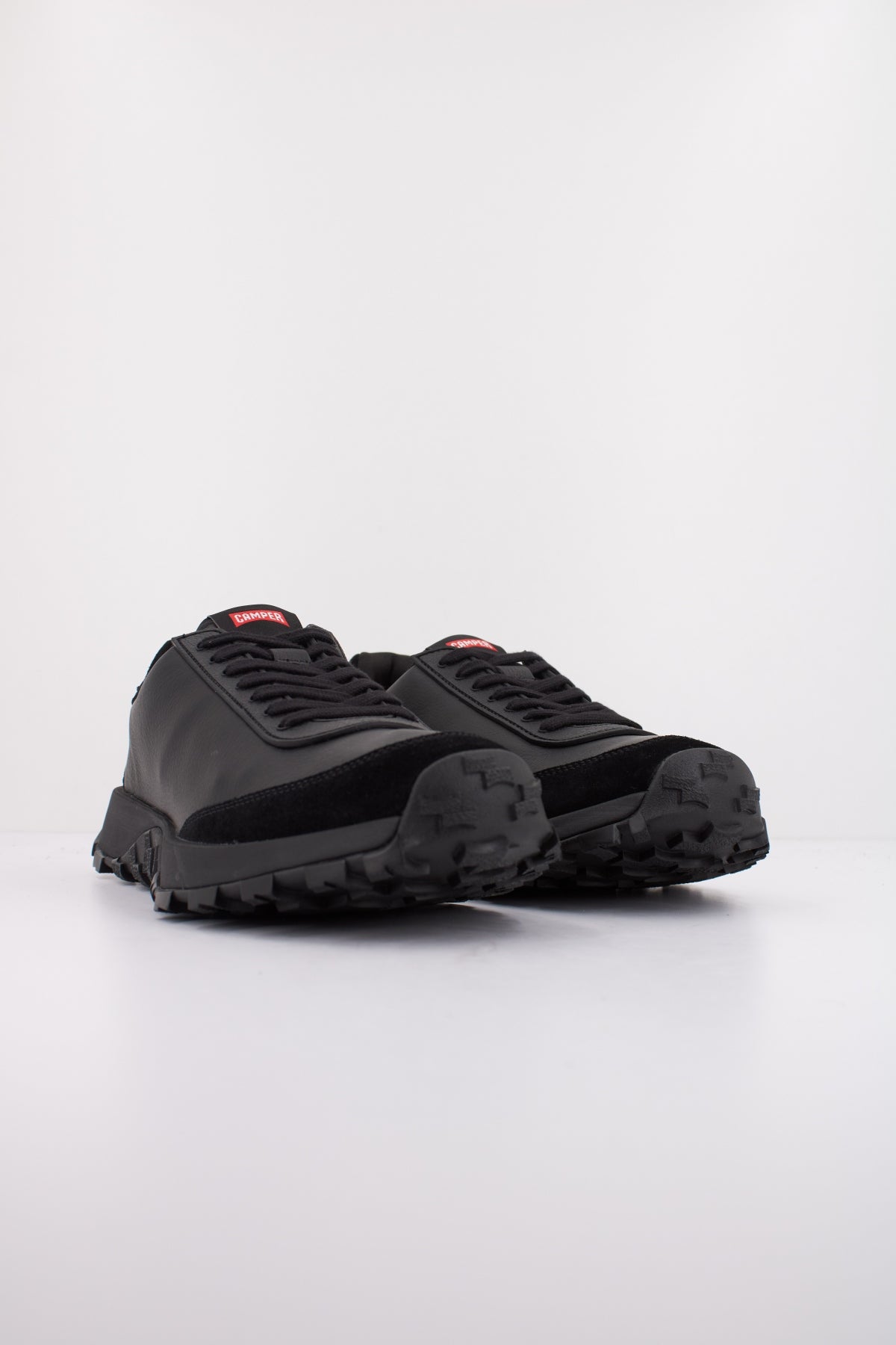 CAMPER DRIFT TRAIL en color NEGRO (2)