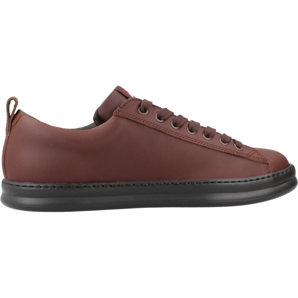 CAMPER RUNNER en color MARRON (4)