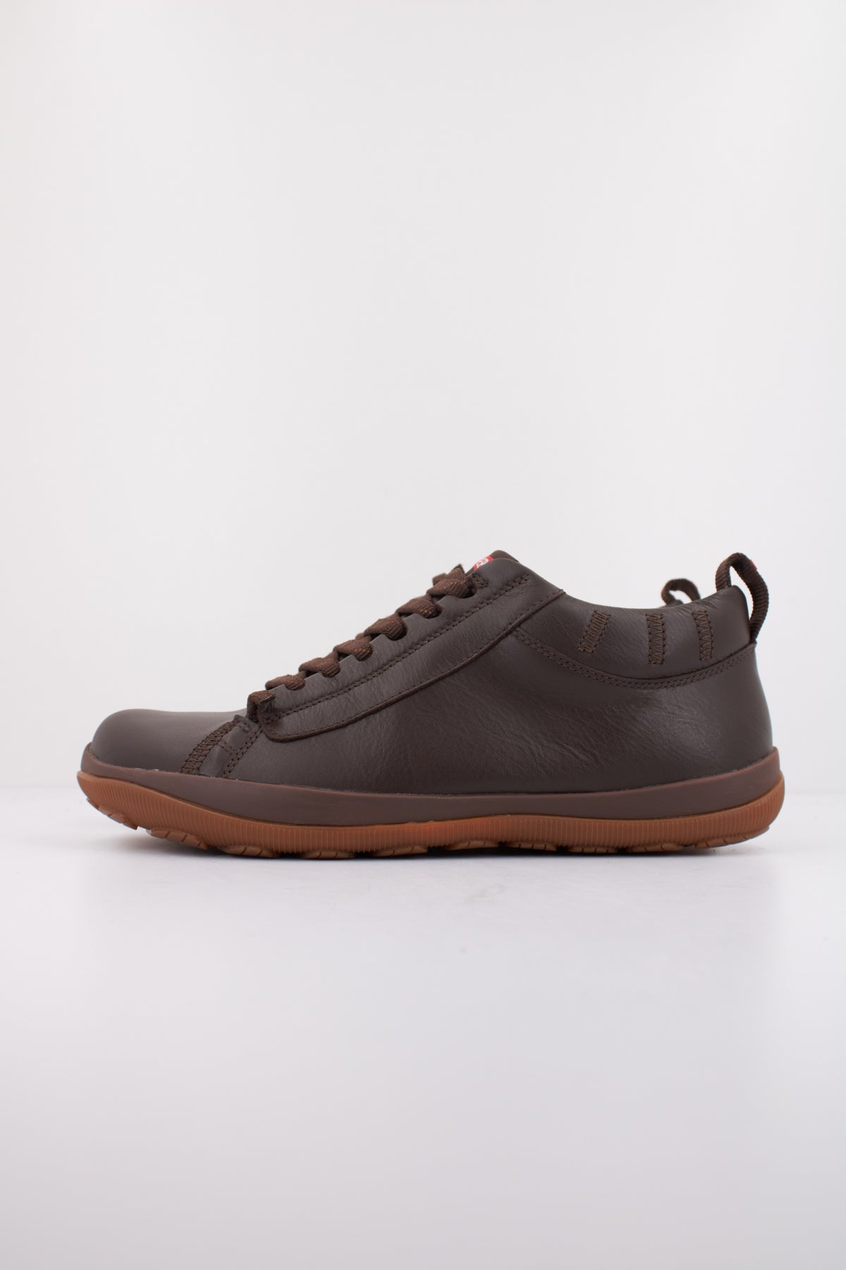 CAMPER PEU en color MARRON (1)