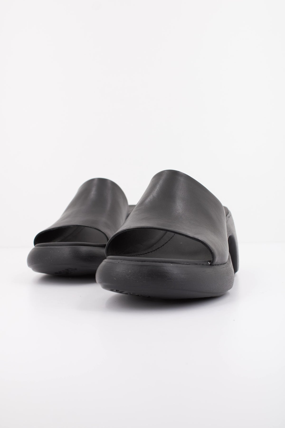CAMPER ULTRASOFT THELMASAND en color NEGRO (2)
