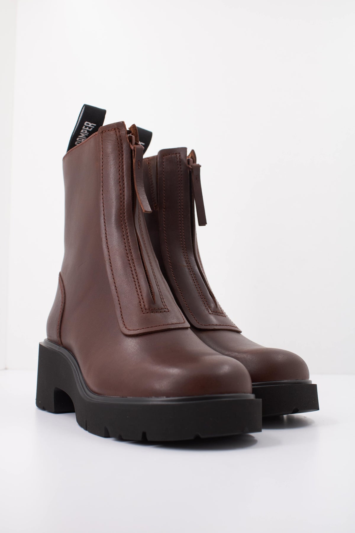 CAMPER NORAY en color MARRON (2)