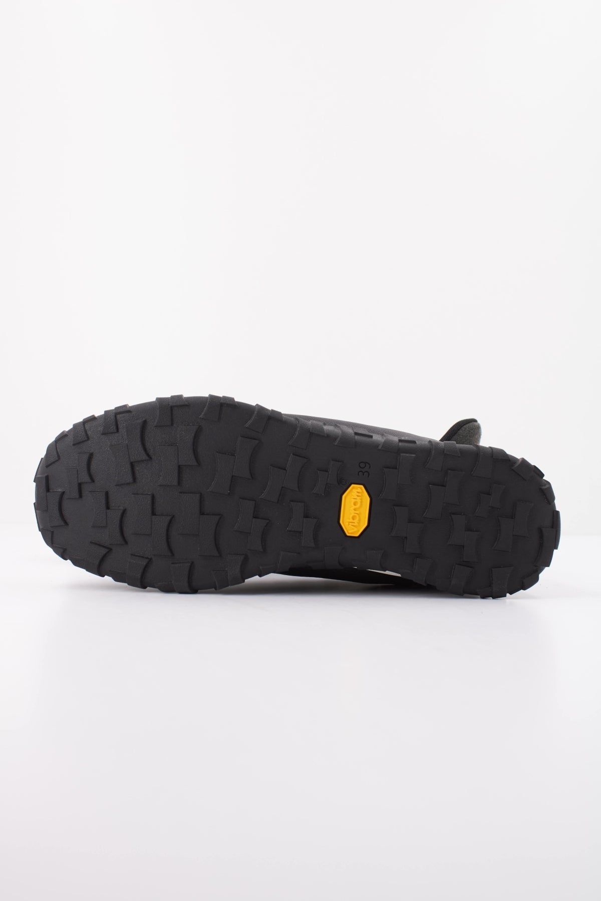 CAMPER RUG METEOR en color NEGRO (5)