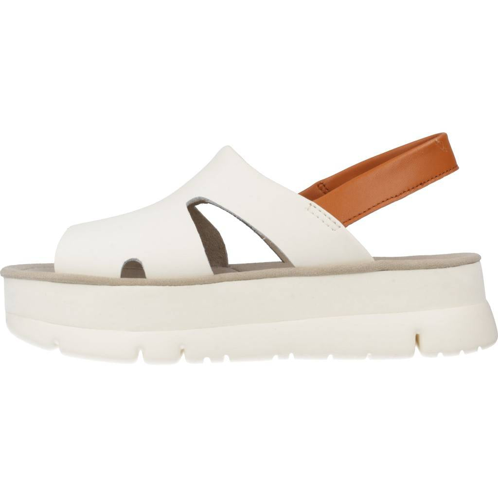 CAMPER ORUGA en color BLANCO (2)