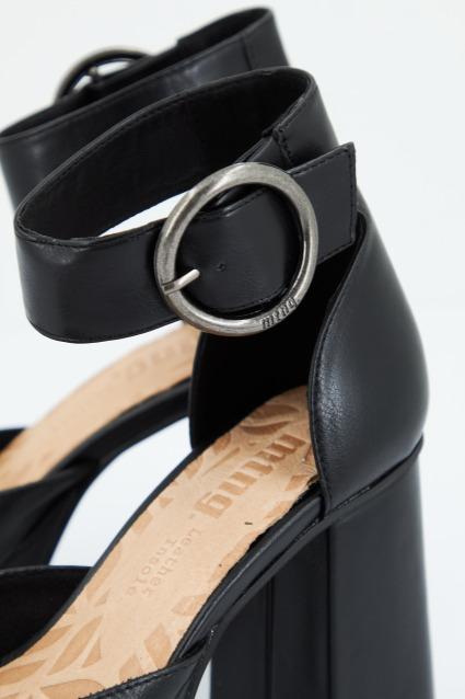 MTNG DRESSED en color NEGRO (4)