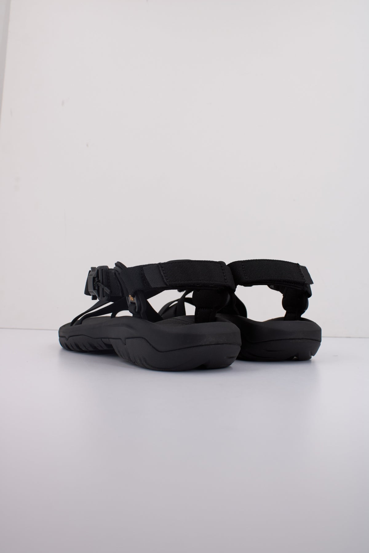 TEVA HURRICANE TERRA DACTYL en color NEGRO (4)